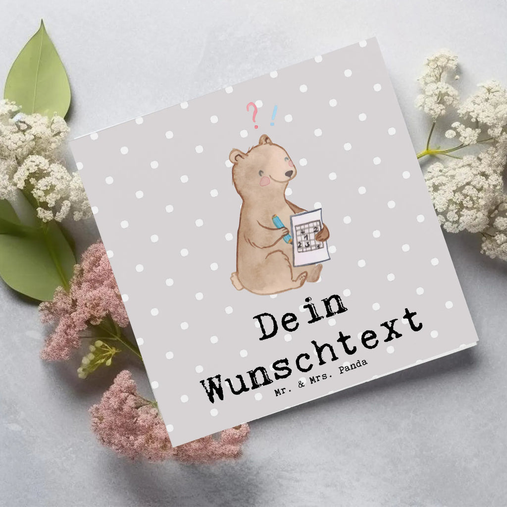 Personalized Deluxe Card bear solve riddles Grußkarte mit persönlichen Nachrichten, Personalisierte Einladungskarte, Personalisierte Geburtstagskarte, Personalisierte Grußkarte, Personalisierte Hochzeitskarte, Grußkarten personalisiert, Grußkarte selber drucken, Personalisierte Glückwunschkarte, Personalisierte Karte, Personalisiertere Klappkarte, Grußkarte mit Namen, Grußkarte als Geldgeschenk, Grußkarte selbst gestalten, Geschenk, Sport, Sportart, Hobby, Schenken, Danke, Dankeschön, Auszeichnung, Gewinn, Sportler, Knobeln, Rätsel lösen, Kreuzworträtsel lösen, Gedächtnissport, Gedächtnistraining