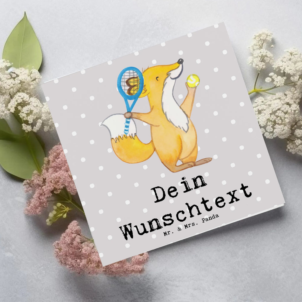 Personalisierte Deluxe Karte Fuchs Tennis spielen Personalisierte Karte, Grußkarte selbst gestalten, Grußkarte selber drucken, Personalisierte Geburtstagskarte, Personalisierte Grußkarte, Personalisierte Glückwunschkarte, Grußkarte als Geldgeschenk, Personalisiertere Klappkarte, Personalisierte Hochzeitskarte, Personalisierte Einladungskarte, Grußkarte mit Namen, Grußkarte mit persönlichen Nachrichten, Grußkarten personalisiert, Geschenk, Sport, Sportart, Hobby, Schenken, Danke, Dankeschön, Auszeichnung, Gewinn, Sportler, Tennisverein, Tennis spielen, Tennisclub, Tennis Turnier, Ballsportart