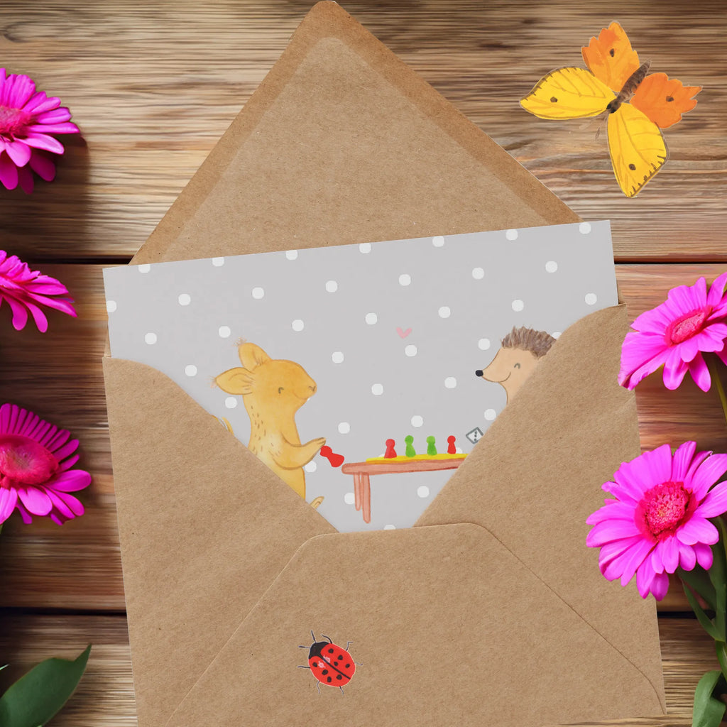 Personalisierte Deluxe Karte Eichhörnchen Gesellschaftsspiele Personalisierte Karte, Grußkarte selber drucken, Personalisierte Geburtstagskarte, Personalisierte Glückwunschkarte, Personalisierte Hochzeitskarte, Personalisierte Einladungskarte, Grußkarte als Geldgeschenk, Grußkarte mit Namen, Grußkarte mit persönlichen Nachrichten, Personalisiertere Klappkarte, Personalisierte Grußkarte, Grußkarte selbst gestalten, Grußkarten personalisiert, Geschenk, Sport, Sportart, Hobby, Schenken, Danke, Dankeschön, Auszeichnung, Gewinn, Sportler, Gesellschaftsspiele, Spielen, Spieleabend