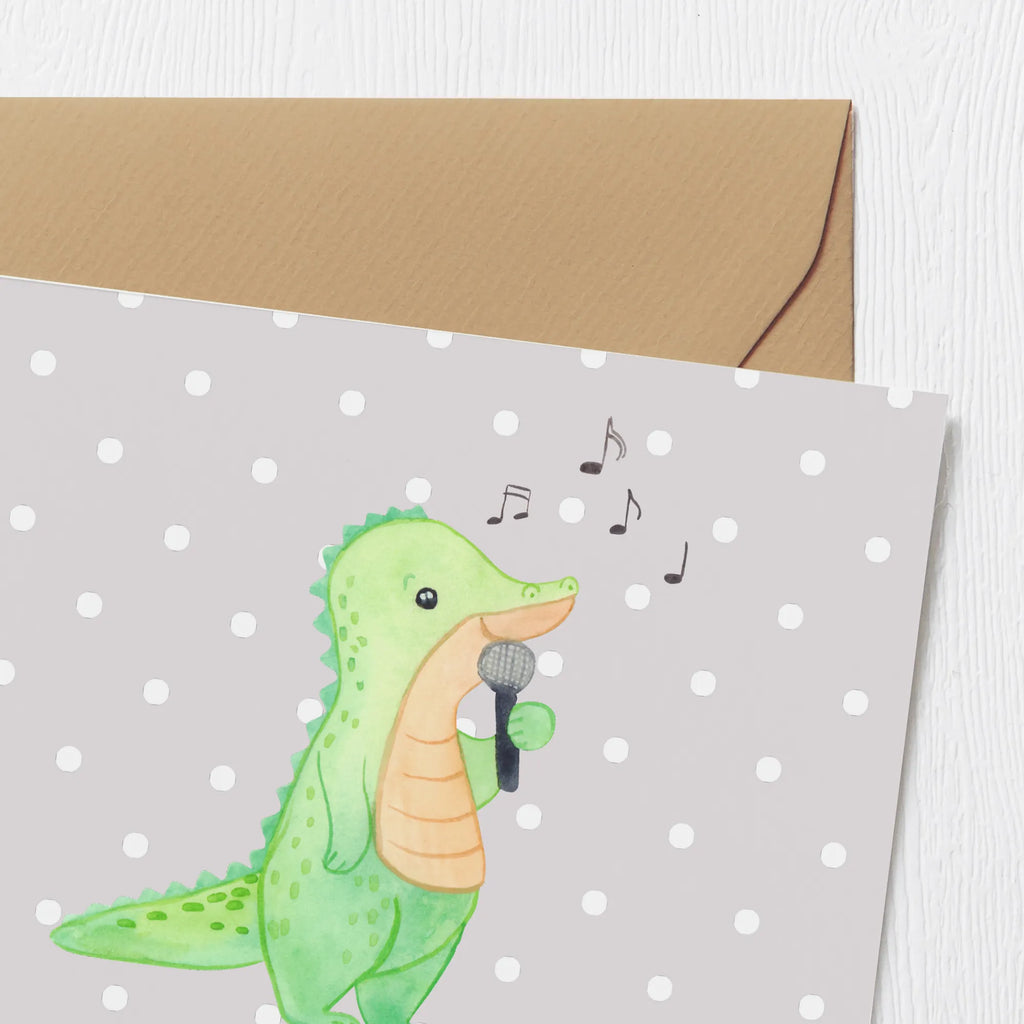 Personalized Deluxe Card crocodile To sing Grußkarte als Geldgeschenk, Grußkarte mit Namen, Grußkarte selbst gestalten, Personalisierte Geburtstagskarte, Personalisiertere Klappkarte, Personalisierte Einladungskarte, Grußkarten personalisiert, Personalisierte Karte, Personalisierte Glückwunschkarte, Grußkarte mit persönlichen Nachrichten, Grußkarte selber drucken, Personalisierte Grußkarte, Personalisierte Hochzeitskarte, Geschenk, Sport, Sportart, Hobby, Schenken, Danke, Dankeschön, Auszeichnung, Gewinn, Sportler, Gesang, Live Auftritt, Hobbysänger, Singen, Band