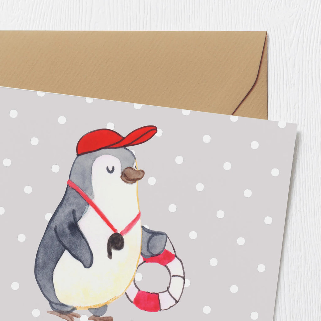 Personalisierte Deluxe Karte Bademeister Herz Personalisierte Grußkarte, Personalisierte Einladungskarte, Grußkarten personalisiert, Grußkarte selber drucken, Grußkarte mit persönlichen Nachrichten, Grußkarte mit Namen, Grußkarte als Geldgeschenk, Personalisierte Karte, Personalisiertere Klappkarte, Personalisierte Hochzeitskarte, Grußkarte selbst gestalten, Personalisierte Geburtstagskarte, Personalisierte Glückwunschkarte, Beruf, Ausbildung, Jubiläum, Abschied, Rente, Kollege, Kollegin, Geschenk, Schenken, Arbeitskollege, Mitarbeiter, Firma, Danke, Dankeschön, Schwimmschule, Schwimmverein, Freibad, Rettungsschwimmer, Bademeister, Badeanstalt, Schwimmbad, Schwimmmeister