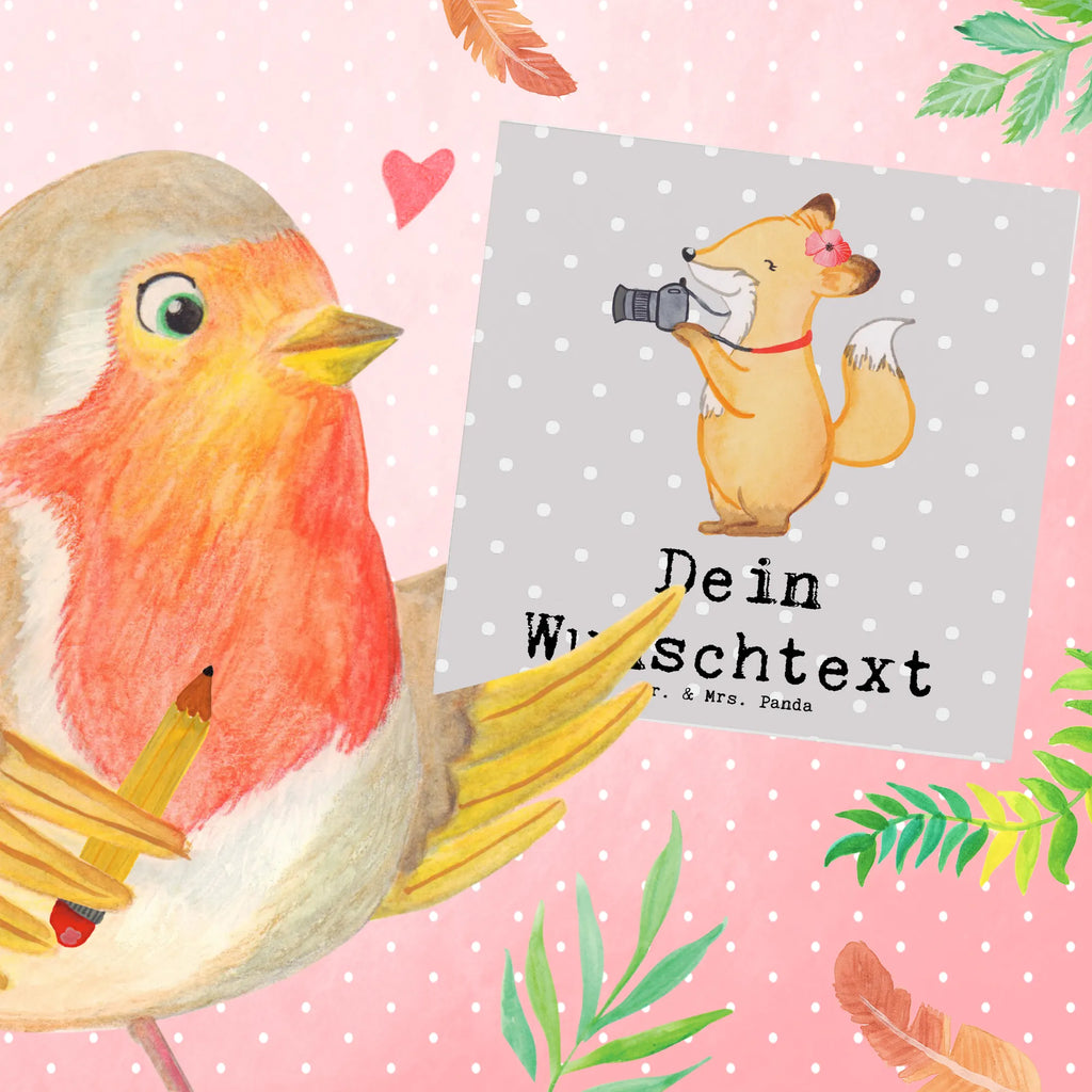 Personalisierte Deluxe Karte Fotografin Herz Personalisiertere Klappkarte, Grußkarte als Geldgeschenk, Personalisierte Glückwunschkarte, Personalisierte Karte, Personalisierte Geburtstagskarte, Grußkarte selbst gestalten, Grußkarte mit Namen, Grußkarten personalisiert, Grußkarte mit persönlichen Nachrichten, Personalisierte Einladungskarte, Personalisierte Grußkarte, Personalisierte Hochzeitskarte, Grußkarte selber drucken, Beruf, Ausbildung, Jubiläum, Abschied, Rente, Kollege, Kollegin, Geschenk, Schenken, Arbeitskollege, Mitarbeiter, Firma, Danke, Dankeschön, Fotografie, Fotoreporterin, Hochzeitsfotografin, Profi Fotografin, Fotografin, Hobbyfotografin