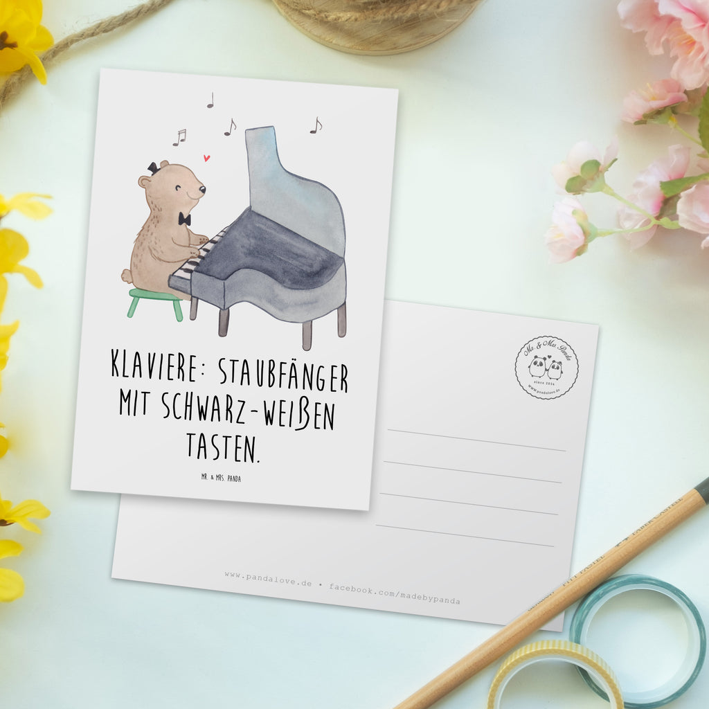 Postcard Klaviere: Staubfänger mit schwarz-weißen Tasten. Karte, Geburtstagskarte, Grußkarte, Postkarte, Ansichtskarten, Ansichtskarte, Einladungskarte, Einladungskarten Geburtstag, Geschenkkarte, Einladung, Dankeskarte, Einladung Geburtstag, Instrumente, Geschenke Musiker, Musikliebhaber