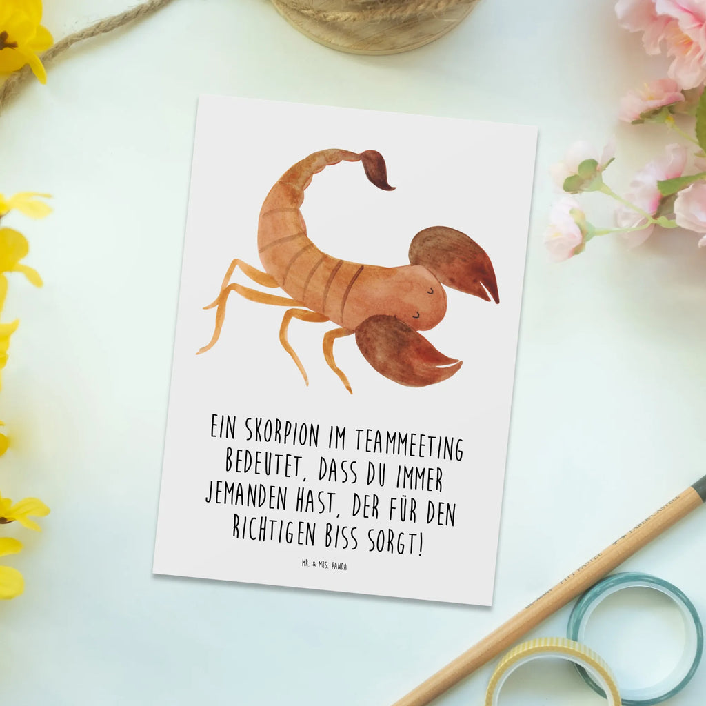 Postcard Ein Skorpion im Teammeeting bedeutet, dass du immer jemanden hast, der für den richtigen Biss sorgt! Grußkarte, Einladungskarte, Postkarte, Ansichtskarten, Karte, Geschenkkarte, Dankeskarte, Einladungskarten Geburtstag, Einladung Geburtstag, Einladung, Ansichtskarte, Geburtstagskarte, Tierkreiszeichen, Sternzeichen, Horoskop, Astrologie, Aszendent
