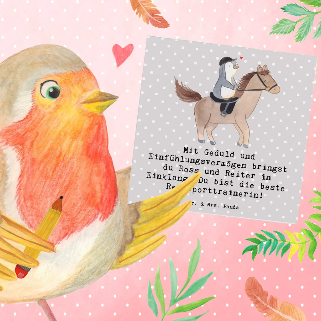 Deluxe Card Mit Geduld und Einfühlungsvermögen bringst du Ross und Reiter in Einklang. Du bist die beste Reitsporttrainerin! Hochwertige Klappkarte, Grußkarte, Hochwertige Grußkarte, Geburtstagskarte, Karte, Glückwunschkarte, Hochzeitskarte, Klappkarte, Einladungskarte, Geschenk, Sport, Sportart, Hobby, Schenken, Danke, Dankeschön, Auszeichnung, Gewinn, Sportler