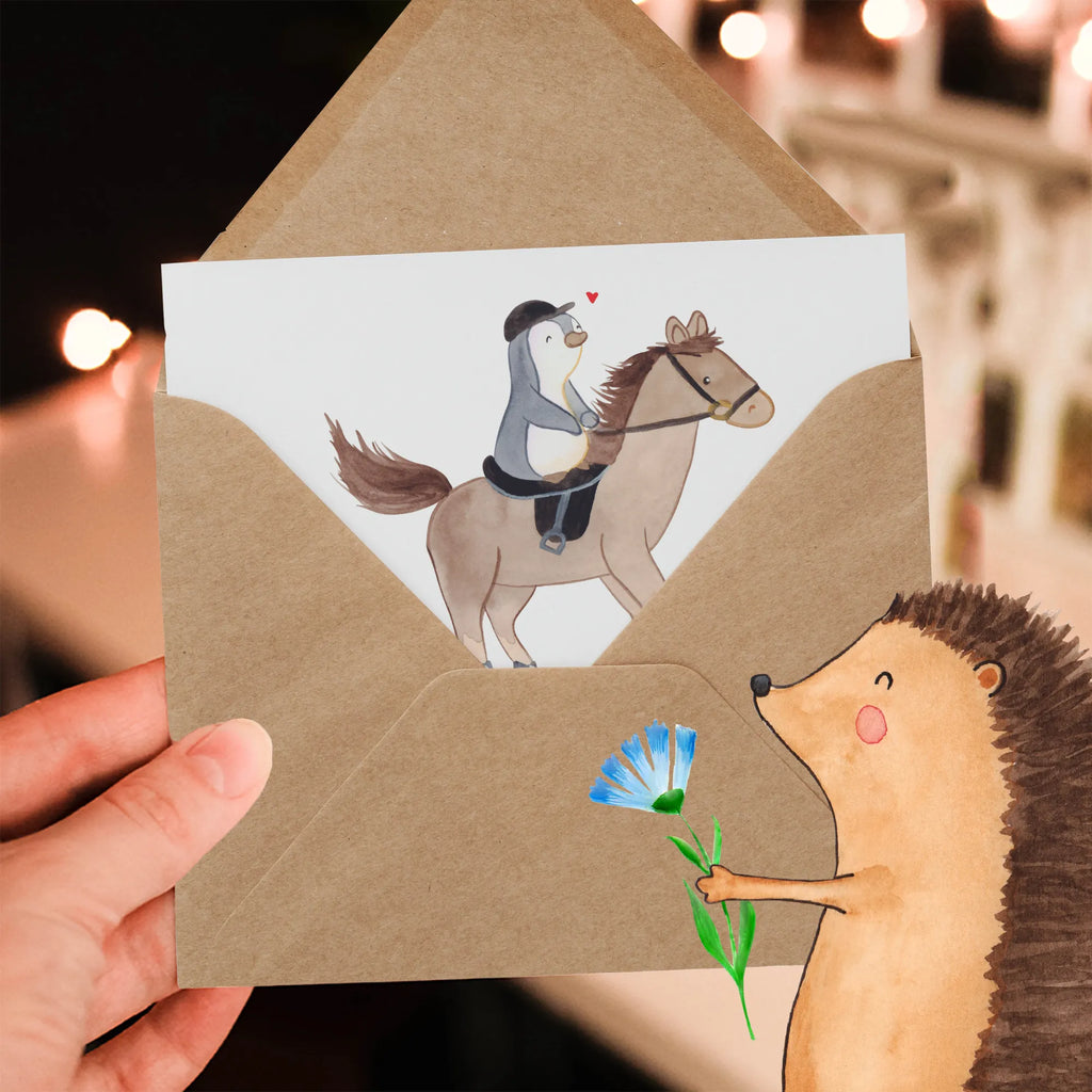 Deluxe Card Mit Geduld und Einfühlungsvermögen bringst du Ross und Reiter in Einklang. Du bist die beste Reitsporttrainerin! Hochwertige Klappkarte, Grußkarte, Hochwertige Grußkarte, Geburtstagskarte, Karte, Glückwunschkarte, Hochzeitskarte, Klappkarte, Einladungskarte, Geschenk, Sport, Sportart, Hobby, Schenken, Danke, Dankeschön, Auszeichnung, Gewinn, Sportler