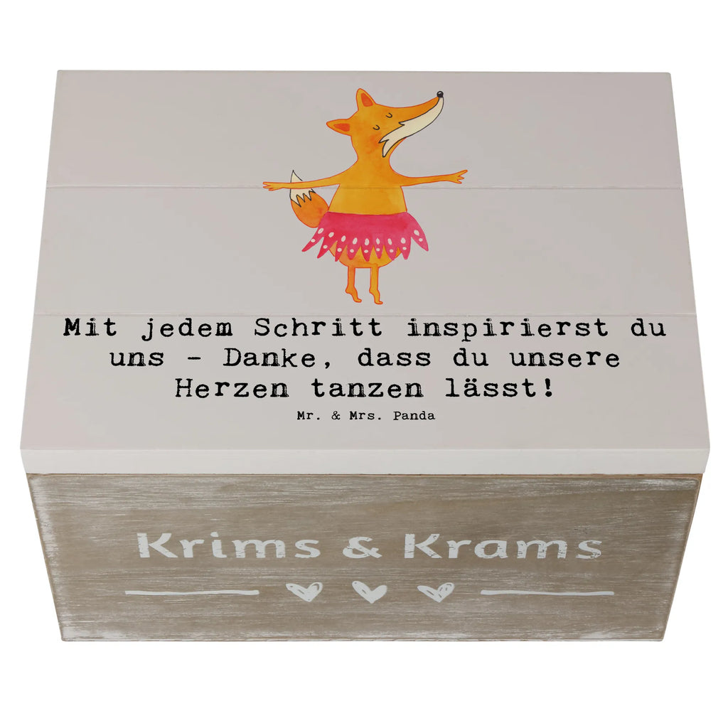 Wooden chest Mit jedem Schritt inspirierst du uns - Danke, dass du unsere Herzen tanzen lässt! Schatulle, Geschenkbox, XXL, Aufbewahrungsbox, Dekokiste, Schatzkiste, Erinnerungsbox, Erinnerungskiste, Holzkiste, Kiste, Truhe, Geschenkdose, Geschenk, Sport, Sportart, Hobby, Schenken, Danke, Dankeschön, Auszeichnung, Gewinn, Sportler