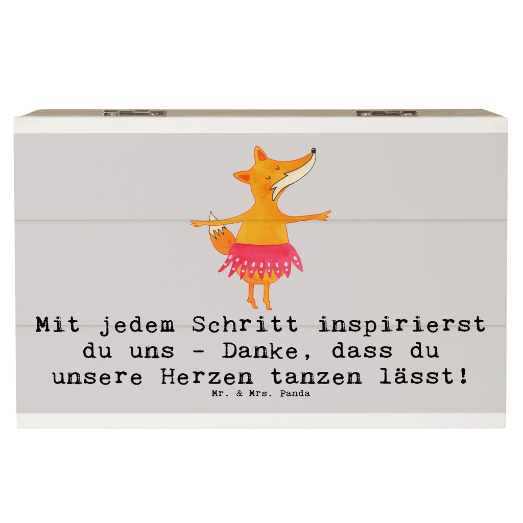Wooden chest Mit jedem Schritt inspirierst du uns - Danke, dass du unsere Herzen tanzen lässt! Schatulle, Geschenkbox, XXL, Aufbewahrungsbox, Dekokiste, Schatzkiste, Erinnerungsbox, Erinnerungskiste, Holzkiste, Kiste, Truhe, Geschenkdose, Geschenk, Sport, Sportart, Hobby, Schenken, Danke, Dankeschön, Auszeichnung, Gewinn, Sportler