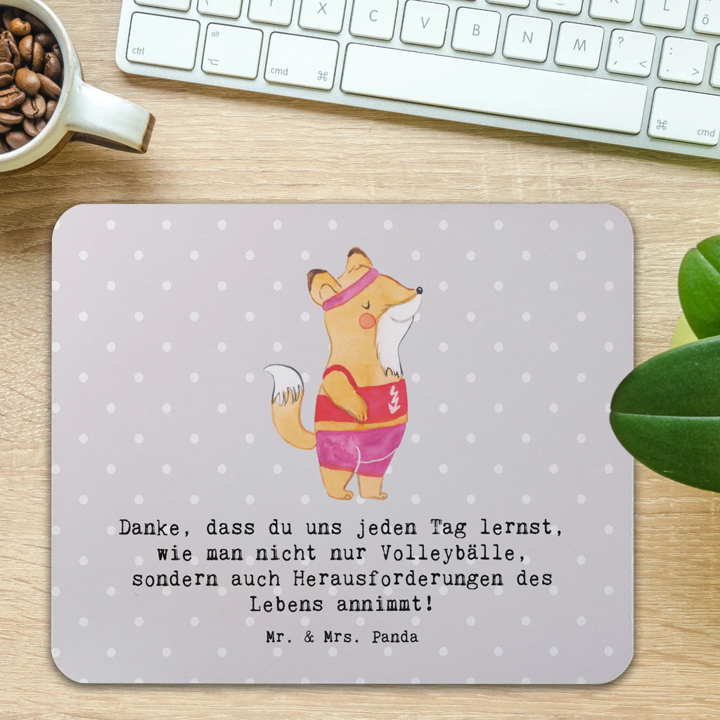 Mouse mat Danke, dass du uns jeden Tag lernst, wie man nicht nur Volleybälle, sondern auch Herausforderungen des Lebens annimmt! Designer Mauspad, PC Zubehör, Einzigartiges Mauspad, Mousepad, Mausunterlage, Büroausstattung, Arbeitszimmer, Mauspad Büro, Mauspad, Computer zubehör, Geschenk, Sport, Sportart, Hobby, Schenken, Danke, Dankeschön, Auszeichnung, Gewinn, Sportler