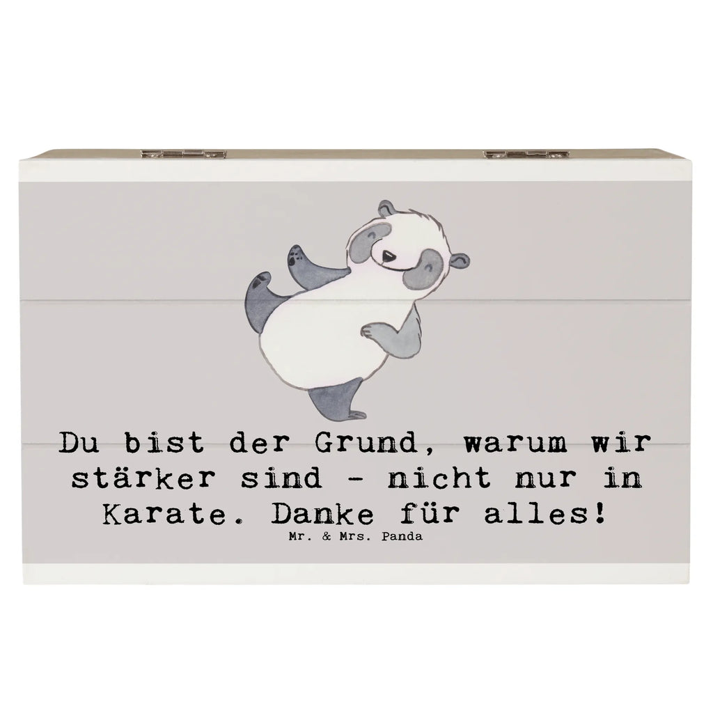 Wooden chest Du bist der Grund, warum wir stärker sind - nicht nur in Karate. Danke für alles! XXL, Geschenkdose, Erinnerungskiste, Holzkiste, Dekokiste, Erinnerungsbox, Schatzkiste, Schatulle, Kiste, Geschenkbox, Truhe, Aufbewahrungsbox, Geschenk, Sport, Sportart, Hobby, Schenken, Danke, Dankeschön, Auszeichnung, Gewinn, Sportler
