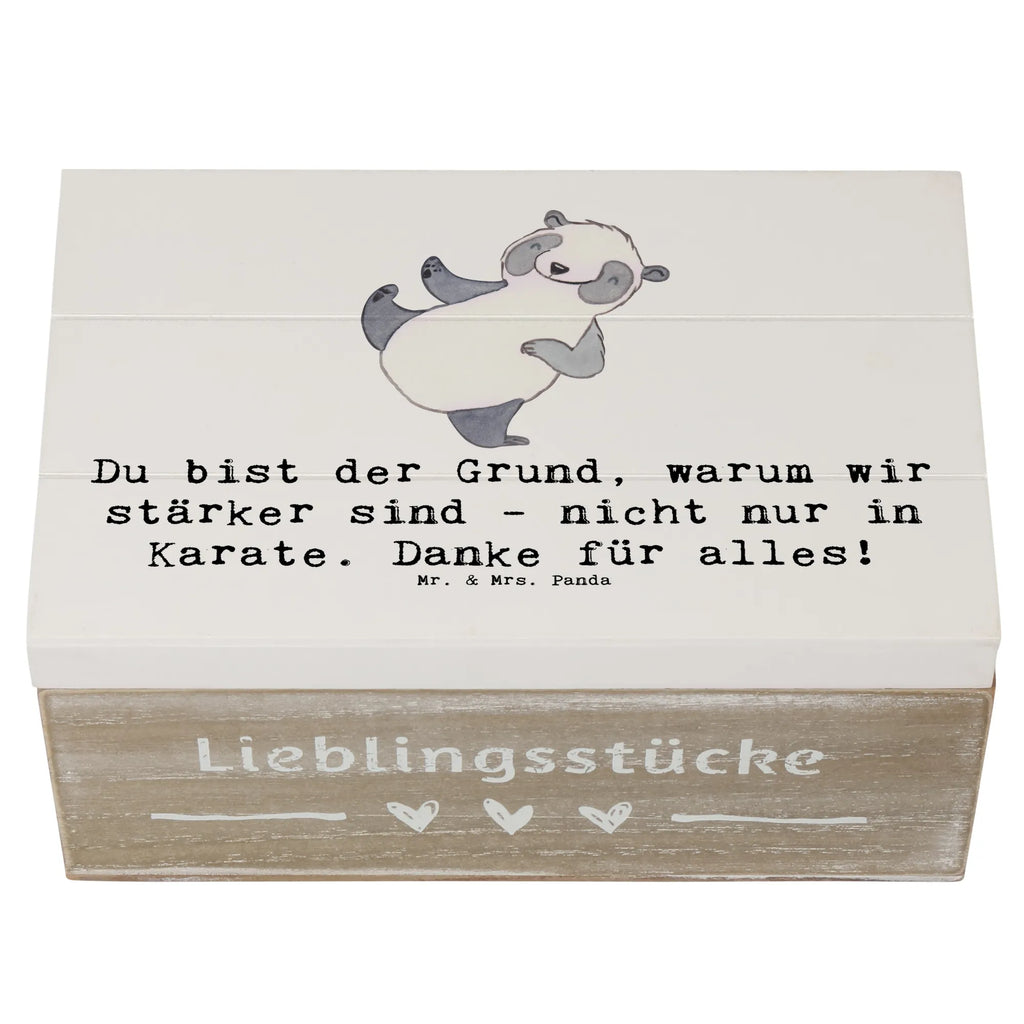 Wooden chest Du bist der Grund, warum wir stärker sind - nicht nur in Karate. Danke für alles! XXL, Geschenkdose, Erinnerungskiste, Holzkiste, Dekokiste, Erinnerungsbox, Schatzkiste, Schatulle, Kiste, Geschenkbox, Truhe, Aufbewahrungsbox, Geschenk, Sport, Sportart, Hobby, Schenken, Danke, Dankeschön, Auszeichnung, Gewinn, Sportler