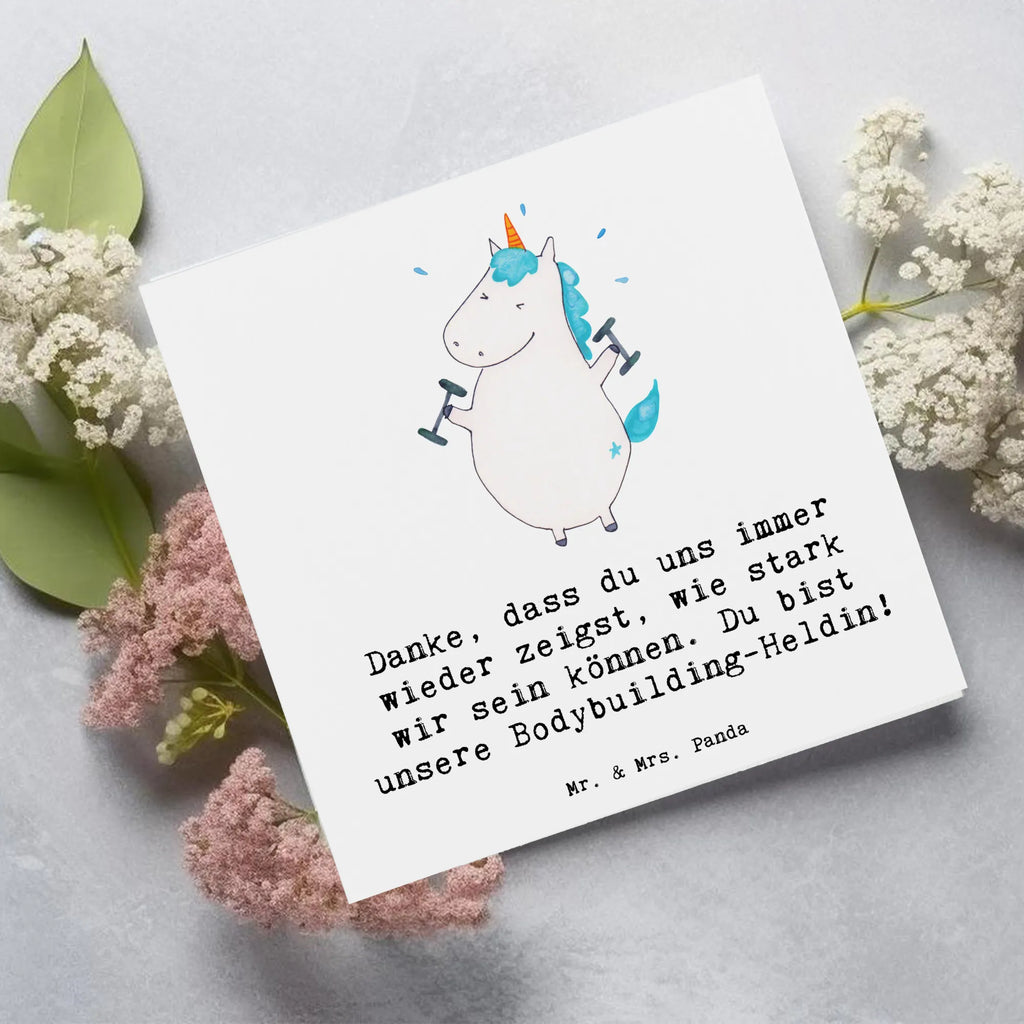 Deluxe Card Danke, dass du uns immer wieder zeigst, wie stark wir sein können. Du bist unsere Bodybuilding-Heldin! Geburtstagskarte, Hochwertige Grußkarte, Glückwunschkarte, Klappkarte, Hochzeitskarte, Karte, Hochwertige Klappkarte, Einladungskarte, Grußkarte, Geschenk, Sport, Sportart, Hobby, Schenken, Danke, Dankeschön, Auszeichnung, Gewinn, Sportler