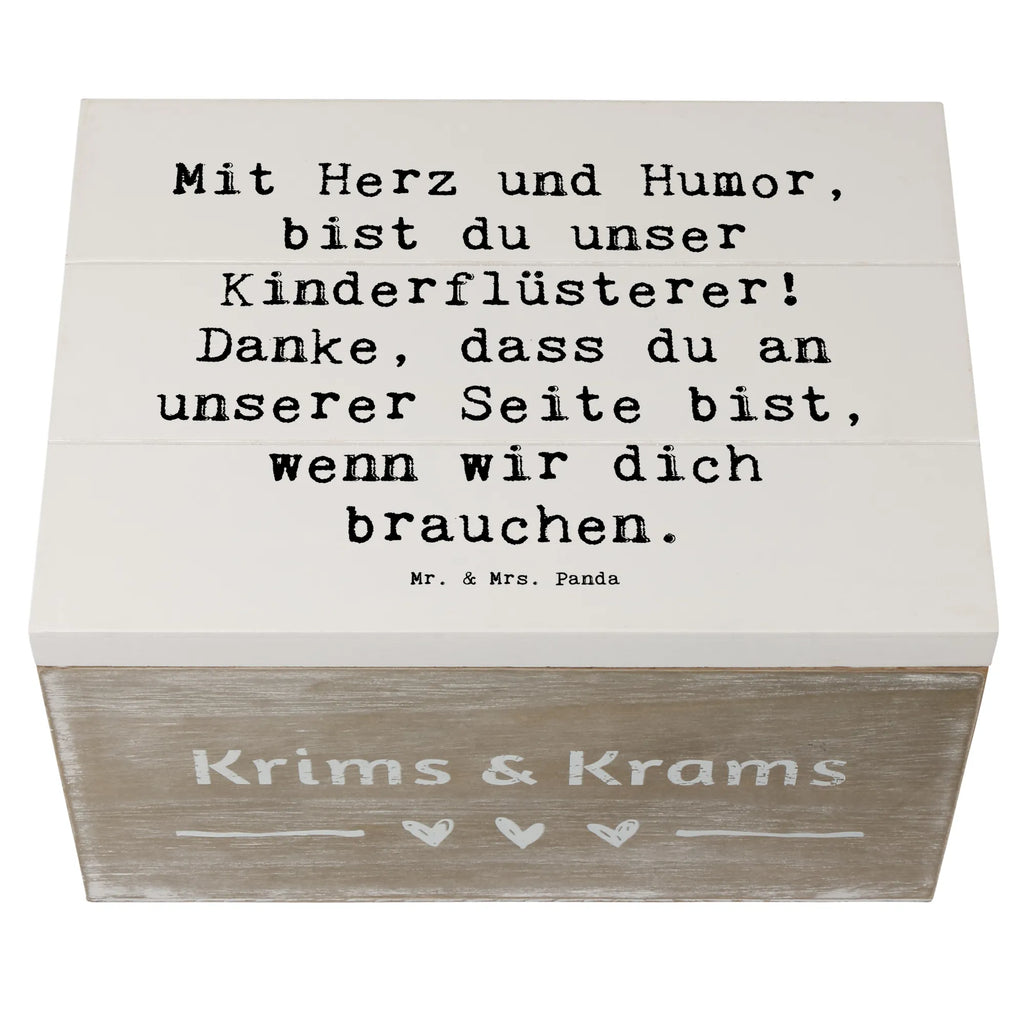 Wooden chest Saying Mit Herz und Humor, bist du unser Kinderflüsterer! Danke, dass du an unserer Seite bist, wenn wir dich brauchen. Holzkiste, Kiste, Schatzkiste, Truhe, Schatulle, XXL, Erinnerungsbox, Erinnerungskiste, Dekokiste, Aufbewahrungsbox, Geschenkbox, Geschenkdose