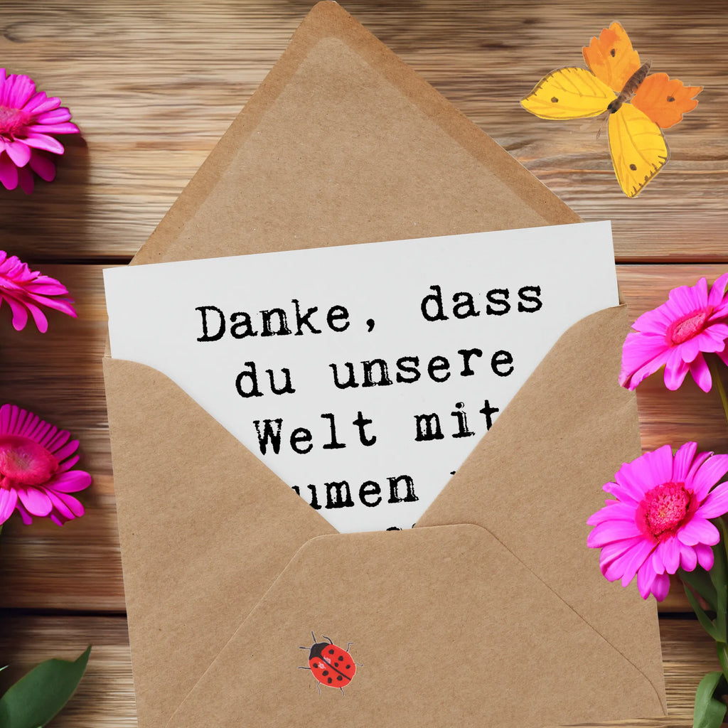 Deluxe Card Saying Danke, dass du unsere Welt mit Blumen und Leben füllst, lieber Gärtner! Karte, Hochwertige Klappkarte, Geburtstagskarte, Einladungskarte, Hochwertige Grußkarte, Grußkarte, Hochzeitskarte, Glückwunschkarte, Klappkarte, sprüche, zitate, spruch kollektion, inspiration, motivation, lebensweisheiten, geschenkideen, wanddeko, wohnaccessoires, sprüche sammlung, schöne sprüche, glück, liebe, freude, lächeln, alltag verschönern, nachhaltige geschenke, dekoration, kreativ, einzigartig, shopify, mr and mrs panda