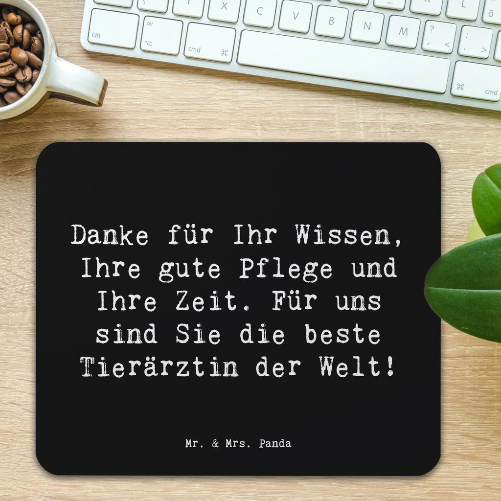 Mouse mat Saying Danke für Ihr Wissen, Ihre gute Pflege und Ihre Zeit. Für uns sind Sie die beste Tierärztin der Welt! Computer zubehör, Designer Mauspad, PC Zubehör, Mousepad, Arbeitszimmer, Mausunterlage, Büroausstattung, Einzigartiges Mauspad, Mauspad Büro, Mauspad, sprüche, zitate, spruch kollektion, inspiration, motivation, lebensweisheiten, geschenkideen, wanddeko, wohnaccessoires, sprüche sammlung, schöne sprüche, glück, liebe, freude, lächeln, alltag verschönern, nachhaltige geschenke, dekoration, kreativ, einzigartig, shopify, mr and mrs panda