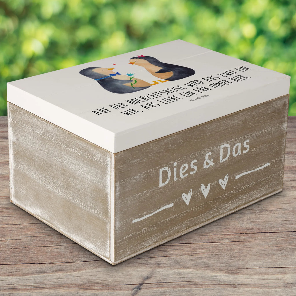 Holzkiste Hochzeitsreise Ewige Liebe Aufbewahrungsbox aus Holz, Aufbewahrungsbox Holz, Holzbox mit Deckel, Aufbewahrungskiste, Schatulle, holzschatulle, kiste holz, aufbewahrungsboxen, Holzboxen, Holzkisten, truhe holz, aufbewahrungskisten, holzkästchen, Aufbewahrungsbox, Holzbox, Box aus Holz, Holz Aufbewahrungsbox, Holztruhe, holzschachtel, holztruhen, aufbewahrungskiste mit deckel, Holzkiste, aufbewahrungstruhe, Holzkiste mit Deckel, box holz, Hochzeitsgeschenk, Hochzeitsgeschenke für Brautpaar, Hochzeitsgeschenkideen, Verlobungsgeschenk, Verlobungsfeier, Trauungsgeschenk, Hochzeit, Trauung, Hochzeitsfeier, Ehe, Hochzeitskarte