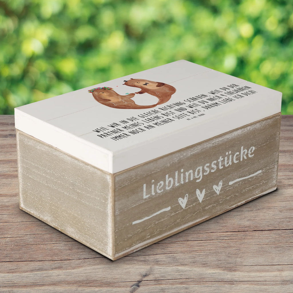 Holzkiste 4. Hochzeitstag Seidenhochzeit Holzkiste, Schatzkiste, Aufbewahrungsbox, Truhe, Schatulle, Erinnerungskiste, Erinnerungsbox, Dekokiste, Geschenkbox, Kiste, XXL, Geschenkdose, Hochzeit, Hochzeitsgeschenk, Ehe, Hochzeitsfeier, Trauung, Trauungsgeschenk, Hochzeitskarte, Verlobungsfeier, Verlobungsgeschenk, Hochzeitsgeschenkideen, Hochzeitsgeschenke für Brautpaar
