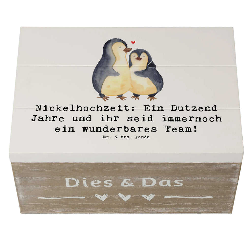 Holzkiste Spruch 12. Hochzeitstag Nickelhochzeit Holzbox mit Deckel, kiste holz, aufbewahrungstruhe, Holztruhe, Holzboxen, holztruhen, Holz Aufbewahrungsbox, Aufbewahrungskiste, holzkästchen, aufbewahrungsboxen, Aufbewahrungsbox Holz, aufbewahrungskiste mit deckel, holzschachtel, holzschatulle, Holzkiste, Holzbox, box holz, Aufbewahrungsbox, Schatulle, Aufbewahrungsbox aus Holz, aufbewahrungskisten, Box aus Holz, Holzkiste mit Deckel, Holzkisten, truhe holz, Hochzeitsgeschenke für Brautpaar, Hochzeitsgeschenkideen, Verlobungsgeschenk, Verlobungsfeier, Trauungsgeschenk, Trauung, Hochzeitsfeier, Ehe, Hochzeitsgeschenk, Hochzeit, Hochzeitskarte