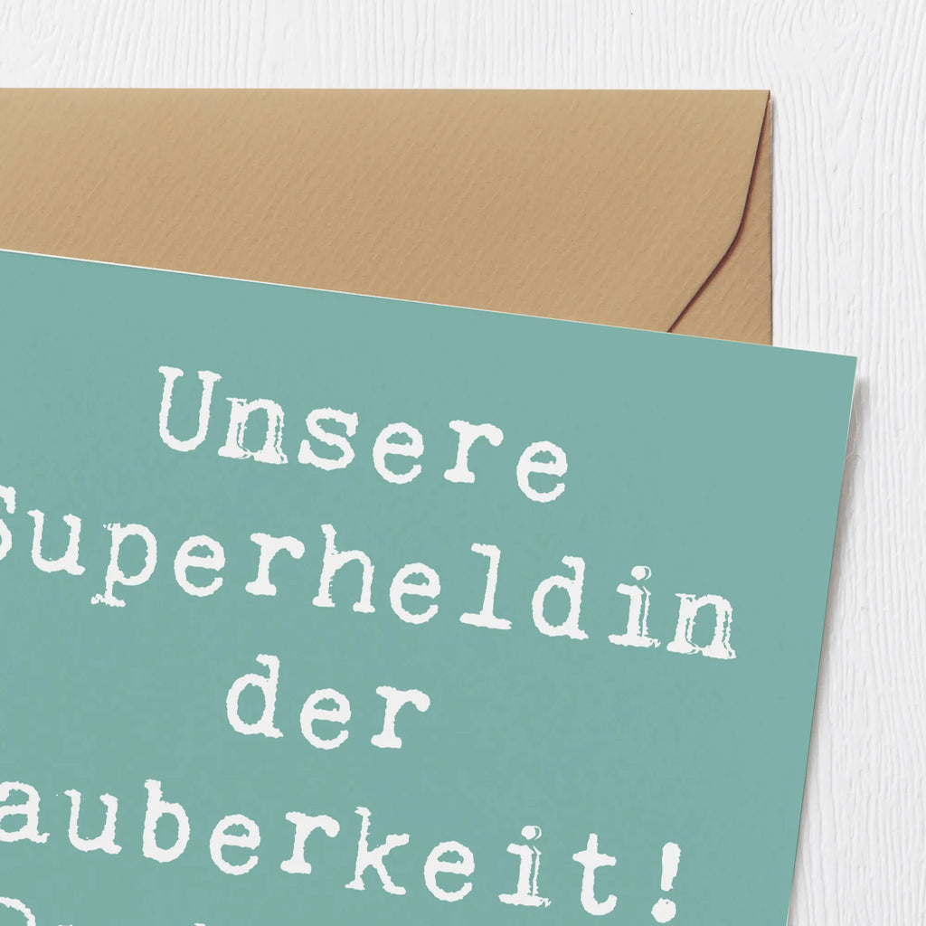Deluxe Karte Unsere Superheldin der Sauberkeit! Danke für alles! Karte, Grußkarte, Klappkarte, Einladungskarte, Glückwunschkarte, Hochzeitskarte, Geburtstagskarte, Hochwertige Grußkarte, Hochwertige Klappkarte