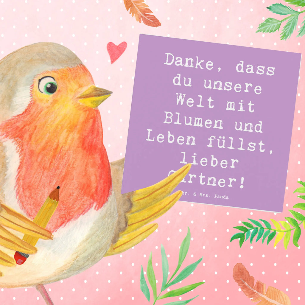 Deluxe Card Saying Danke, dass du unsere Welt mit Blumen und Leben füllst, lieber Gärtner! Karte, Hochwertige Klappkarte, Geburtstagskarte, Einladungskarte, Hochwertige Grußkarte, Grußkarte, Hochzeitskarte, Glückwunschkarte, Klappkarte, sprüche, zitate, spruch kollektion, inspiration, motivation, lebensweisheiten, geschenkideen, wanddeko, wohnaccessoires, sprüche sammlung, schöne sprüche, glück, liebe, freude, lächeln, alltag verschönern, nachhaltige geschenke, dekoration, kreativ, einzigartig, shopify, mr and mrs panda