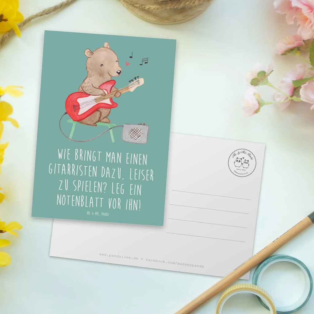 Postcard Wie bringt man einen Gitarristen dazu, leiser zu spielen? Leg ein Notenblatt vor ihn! Grußkarte, Ansichtskarten, Postkarte, Dankeskarte, Einladungskarte, Geburtstagskarte, Geschenkkarte, Karte, Einladungskarten Geburtstag, Einladung, Einladung Geburtstag, Ansichtskarte, Instrumente, Geschenke Musiker, Musikliebhaber