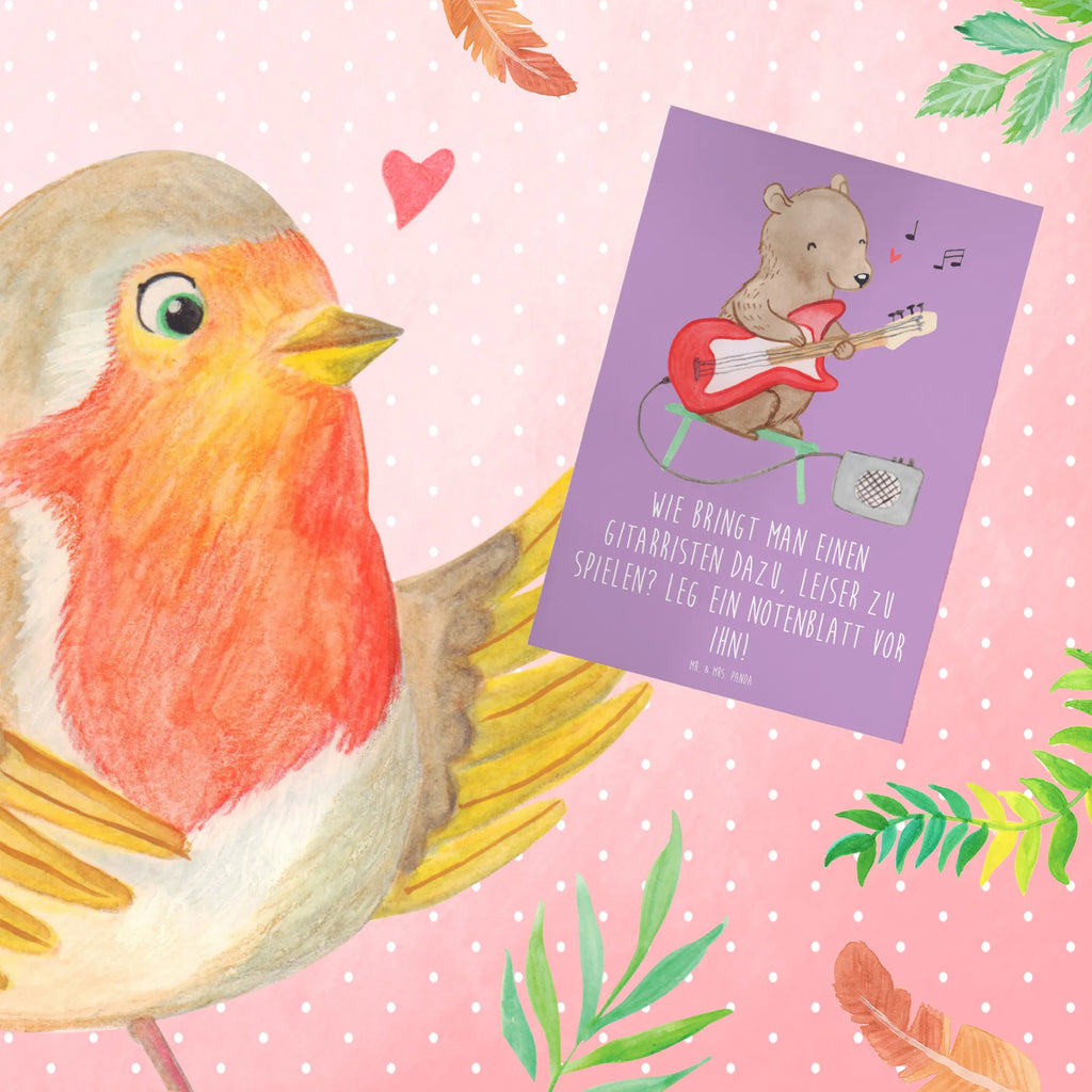 Greetings card Wie bringt man einen Gitarristen dazu, leiser zu spielen? Leg ein Notenblatt vor ihn! Ansichtskarten, Grußkarte, Karte, Klappkarte, Glückwunschkarte, Hochzeitskarte, Einladungskarte, Geburtstagskarte, Instrumente, Geschenke Musiker, Musikliebhaber