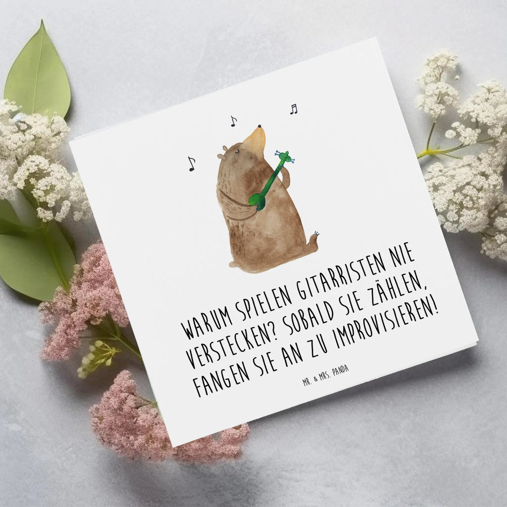 Deluxe Card Warum spielen Gitarristen nie Verstecken? Sobald sie zählen, fangen sie an zu improvisieren! Grußkarte, Karte, Glückwunschkarte, Hochzeitskarte, Einladungskarte, Klappkarte, Hochwertige Klappkarte, Geburtstagskarte, Hochwertige Grußkarte, Instrumente, Geschenke Musiker, Musikliebhaber