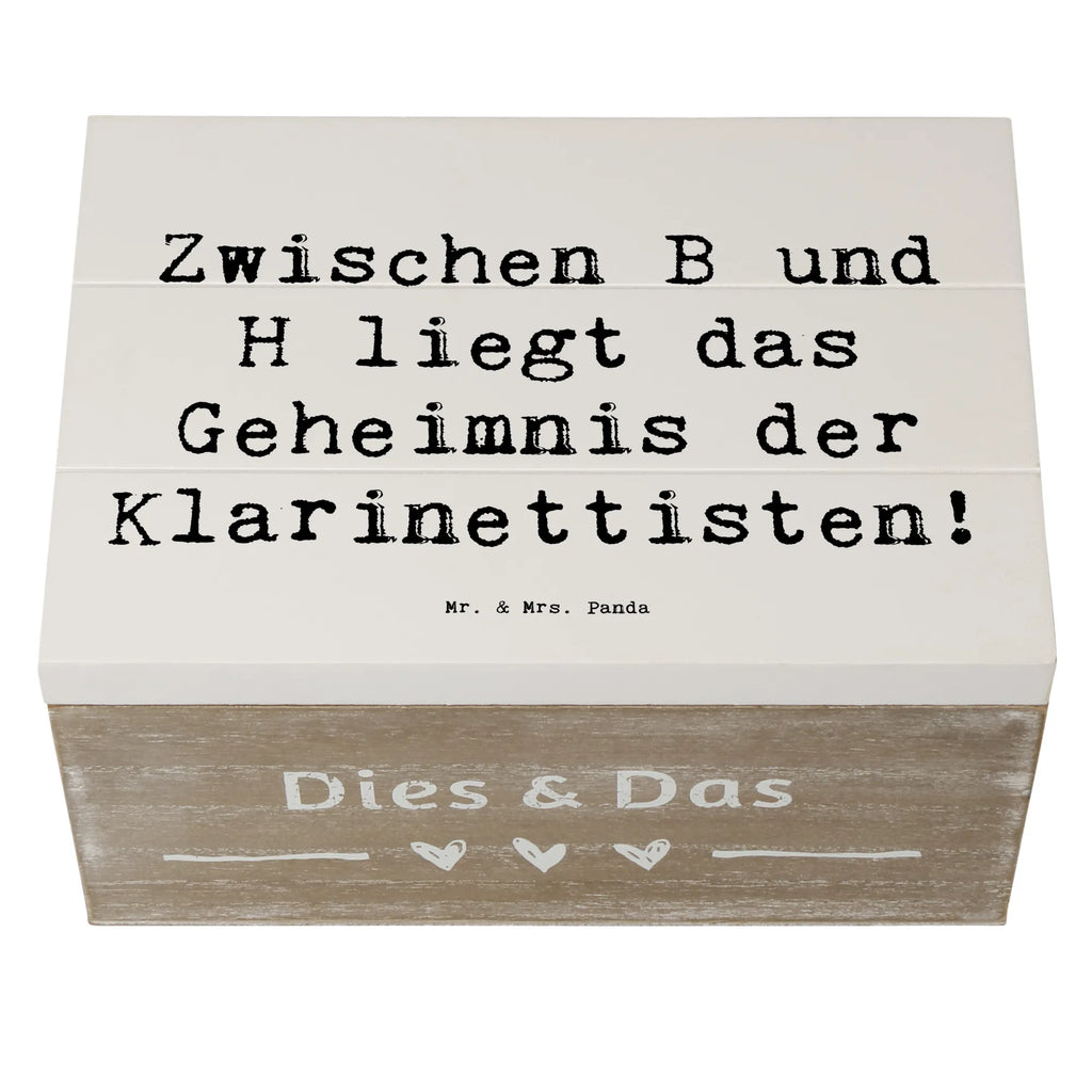 Wooden chest Saying Zwischen B und H liegt das Geheimnis der Klarinettisten! Geschenkbox, Truhe, XXL, Aufbewahrungsbox, Dekokiste, Kiste, Holzkiste, Schatulle, Schatzkiste, Erinnerungskiste, Erinnerungsbox, Geschenkdose, Instrumente, Geschenke Musiker, Musikliebhaber