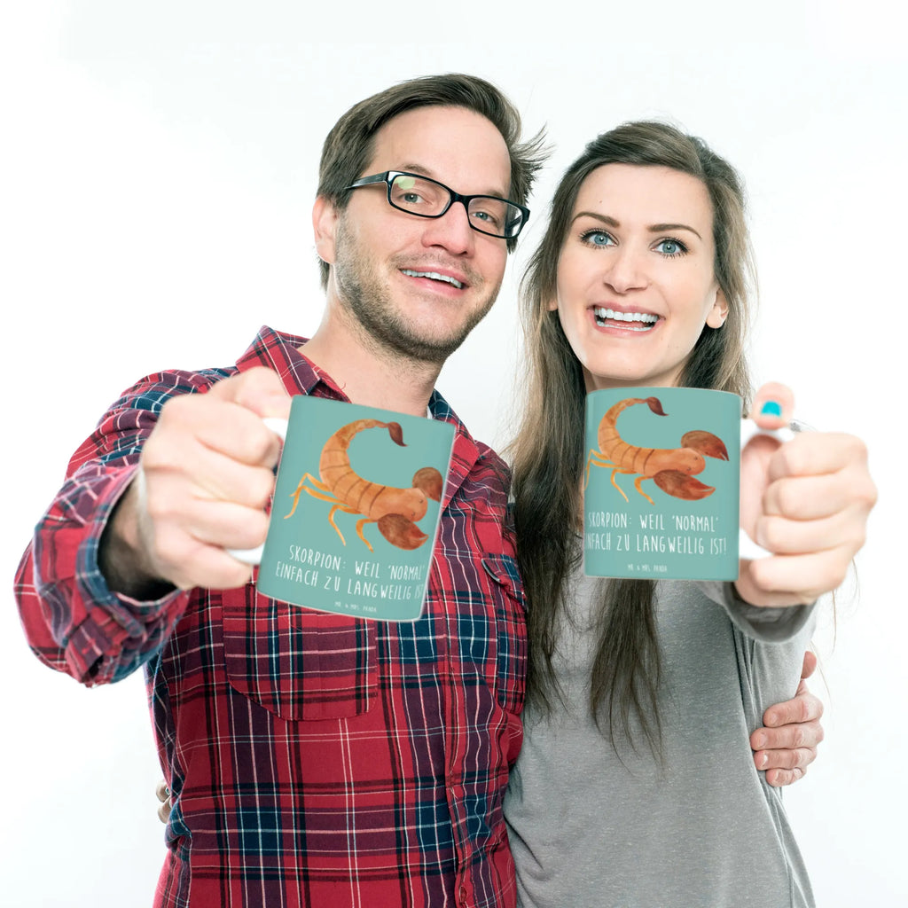 Mug Skorpion: Weil 'normal' einfach zu langweilig ist! Porzellantasse, Tasse, Tasse mit Motiven, Keramiktasse, Bürotasse, Teetasse, Kaffeetasse, Geschenktasse, Tasse mit Zitaten, Tierkreiszeichen, Sternzeichen, Horoskop, Astrologie, Aszendent