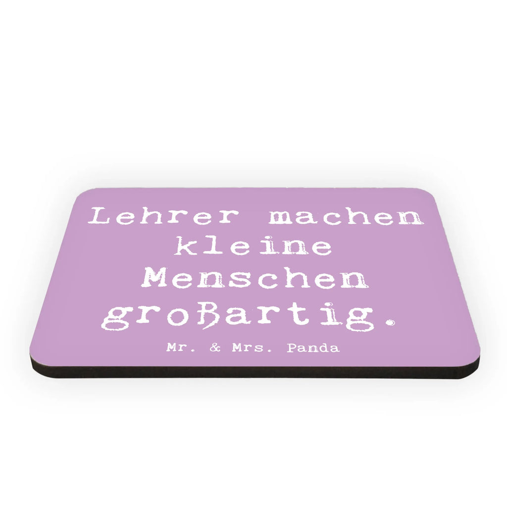 Magnet Saying Lehrer machen kleine Menschen großartig. Pinnwandmagnet, Kühlschrank Dekoration, Kühlschrankmagnet, Souvenir Magnet, Dekomagnet, Motivmagnete, Notiz Magnet, Whiteboard Magnet, sprüche, zitate, spruch kollektion, inspiration, motivation, lebensweisheiten, geschenkideen, wanddeko, wohnaccessoires, sprüche sammlung, schöne sprüche, glück, liebe, freude, lächeln, alltag verschönern, nachhaltige geschenke, dekoration, kreativ, einzigartig, shopify, mr and mrs panda
