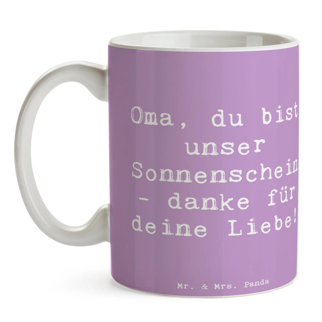 Mug Saying Oma, du bist unser Sonnenschein - danke für deine Liebe! Tasse, Bürotasse, Kaffeetasse, Teetasse, Geschenktasse, Porzellantasse, Tasse mit Motiven, Keramiktasse, Tasse mit Zitaten