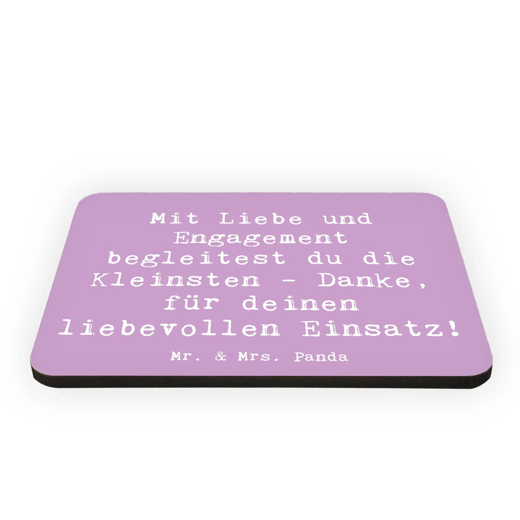 Magnet Saying Mit Liebe und Engagement begleitest du die Kleinsten - Danke, für deinen liebevollen Einsatz! Dekomagnet, Notiz Magnet, Motivmagnete, Kühlschrank Dekoration, Souvenir Magnet, Pinnwandmagnet, Whiteboard Magnet, Kühlschrankmagnet