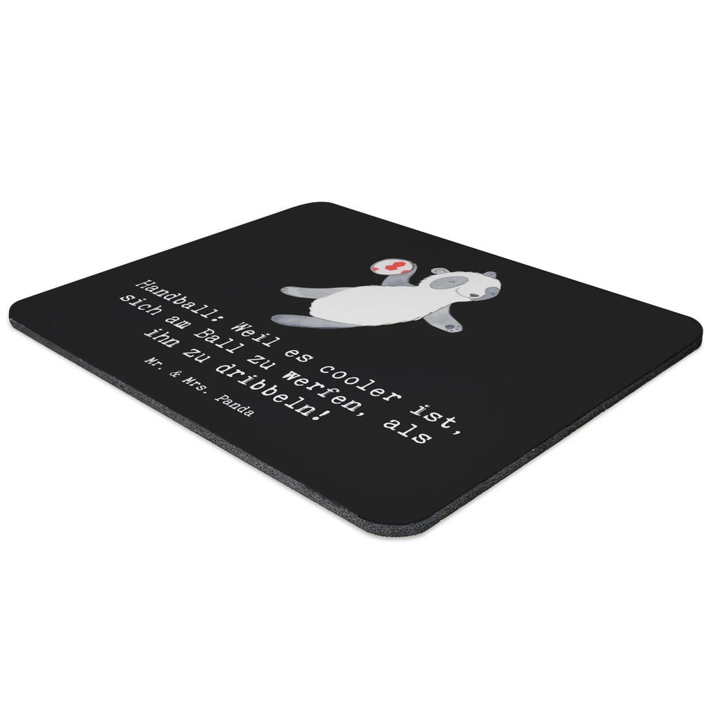 Mouse mat Handball: Weil es cooler ist, sich am Ball zu werfen, als ihn zu dribbeln! Büroausstattung, PC Zubehör, Arbeitszimmer, Computer zubehör, Mausunterlage, Mauspad, Einzigartiges Mauspad, Mousepad, Mauspad Büro, Designer Mauspad, Geschenk, Sport, Sportart, Hobby, Schenken, Danke, Dankeschön, Auszeichnung, Gewinn, Sportler