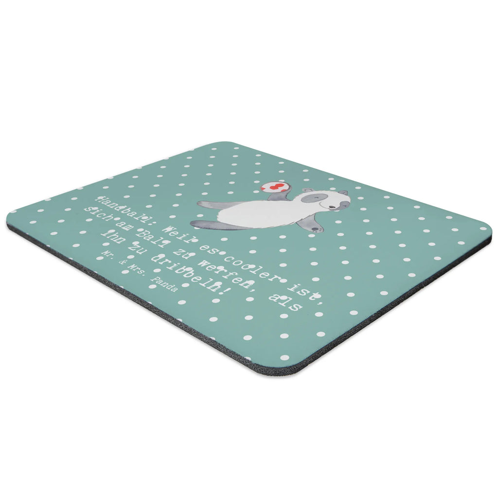 Mouse mat Handball: Weil es cooler ist, sich am Ball zu werfen, als ihn zu dribbeln! Büroausstattung, PC Zubehör, Arbeitszimmer, Computer zubehör, Mausunterlage, Mauspad, Einzigartiges Mauspad, Mousepad, Mauspad Büro, Designer Mauspad, Geschenk, Sport, Sportart, Hobby, Schenken, Danke, Dankeschön, Auszeichnung, Gewinn, Sportler