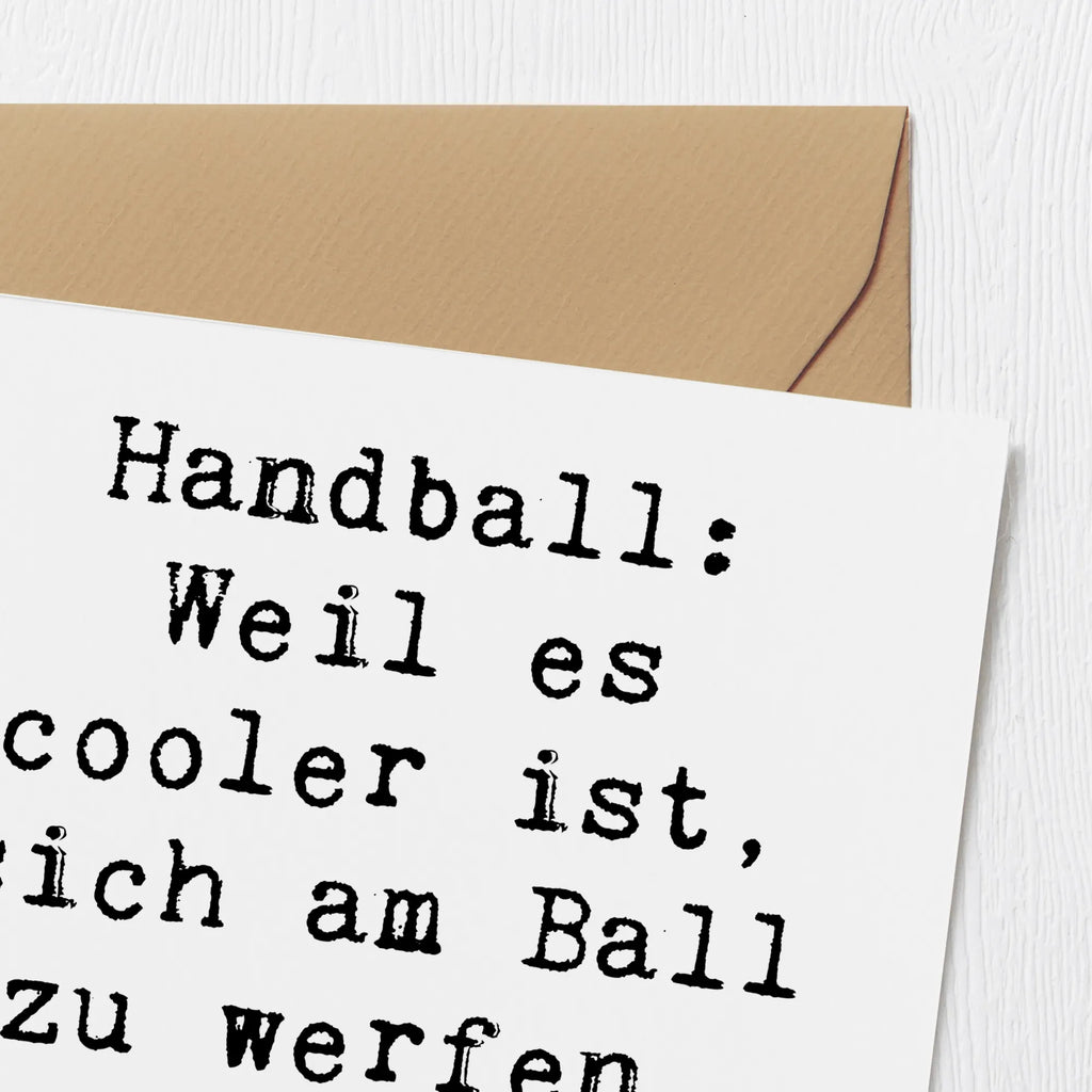 Deluxe Karte Spruch Handball Action Grußkarte, Karte, Geburtstagskarte, Hochzeitskarte, Hochwertige Grußkarte, Hochwertige Klappkarte, Klappkarte, Glückwunschkarte, Einladungskarte, Geschenk, Sport, Sportart, Hobby, Schenken, Danke, Dankeschön, Auszeichnung, Gewinn, Sportler