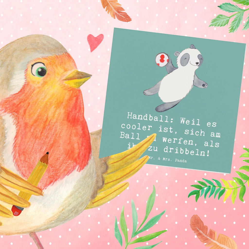 Deluxe Card Handball: Weil es cooler ist, sich am Ball zu werfen, als ihn zu dribbeln! Karte, Grußkarte, Hochwertige Klappkarte, Geburtstagskarte, Hochwertige Grußkarte, Hochzeitskarte, Einladungskarte, Klappkarte, Glückwunschkarte, Geschenk, Sport, Sportart, Hobby, Schenken, Danke, Dankeschön, Auszeichnung, Gewinn, Sportler