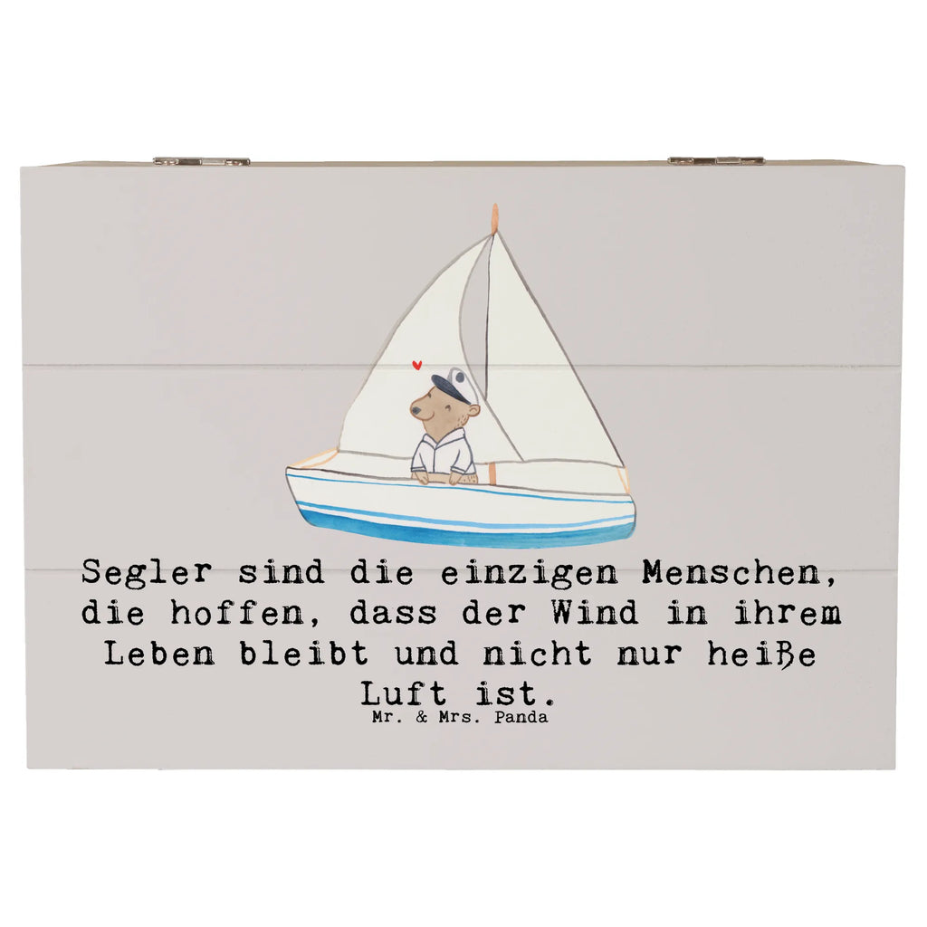 Wooden chest Segler sind die einzigen Menschen, die hoffen, dass der Wind in ihrem Leben bleibt und nicht nur heiße Luft ist. Geschenkdose, Geschenkbox, Aufbewahrungsbox, Holzkiste, Kiste, Schatzkiste, Erinnerungskiste, Dekokiste, Schatulle, Truhe, XXL, Erinnerungsbox, Geschenk, Sport, Sportart, Hobby, Schenken, Danke, Dankeschön, Auszeichnung, Gewinn, Sportler