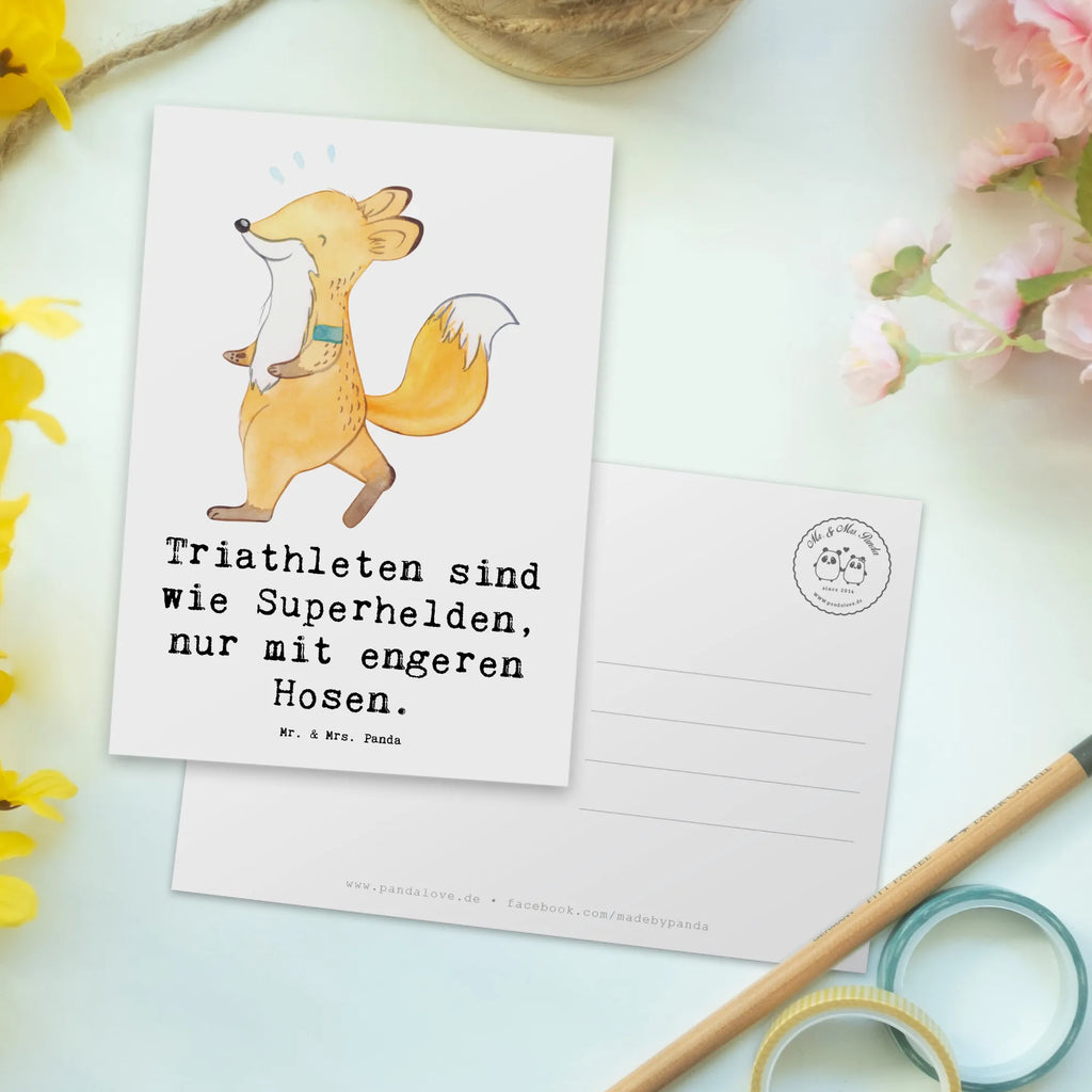 Postcard Triathleten sind wie Superhelden, nur mit engeren Hosen. Einladungskarte, Postkarte, Ansichtskarten, Einladung Geburtstag, Geschenkkarte, Einladungskarten Geburtstag, Einladung, Ansichtskarte, Karte, Grußkarte, Geburtstagskarte, Dankeskarte, Geschenk, Sport, Sportart, Hobby, Schenken, Danke, Dankeschön, Auszeichnung, Gewinn, Sportler
