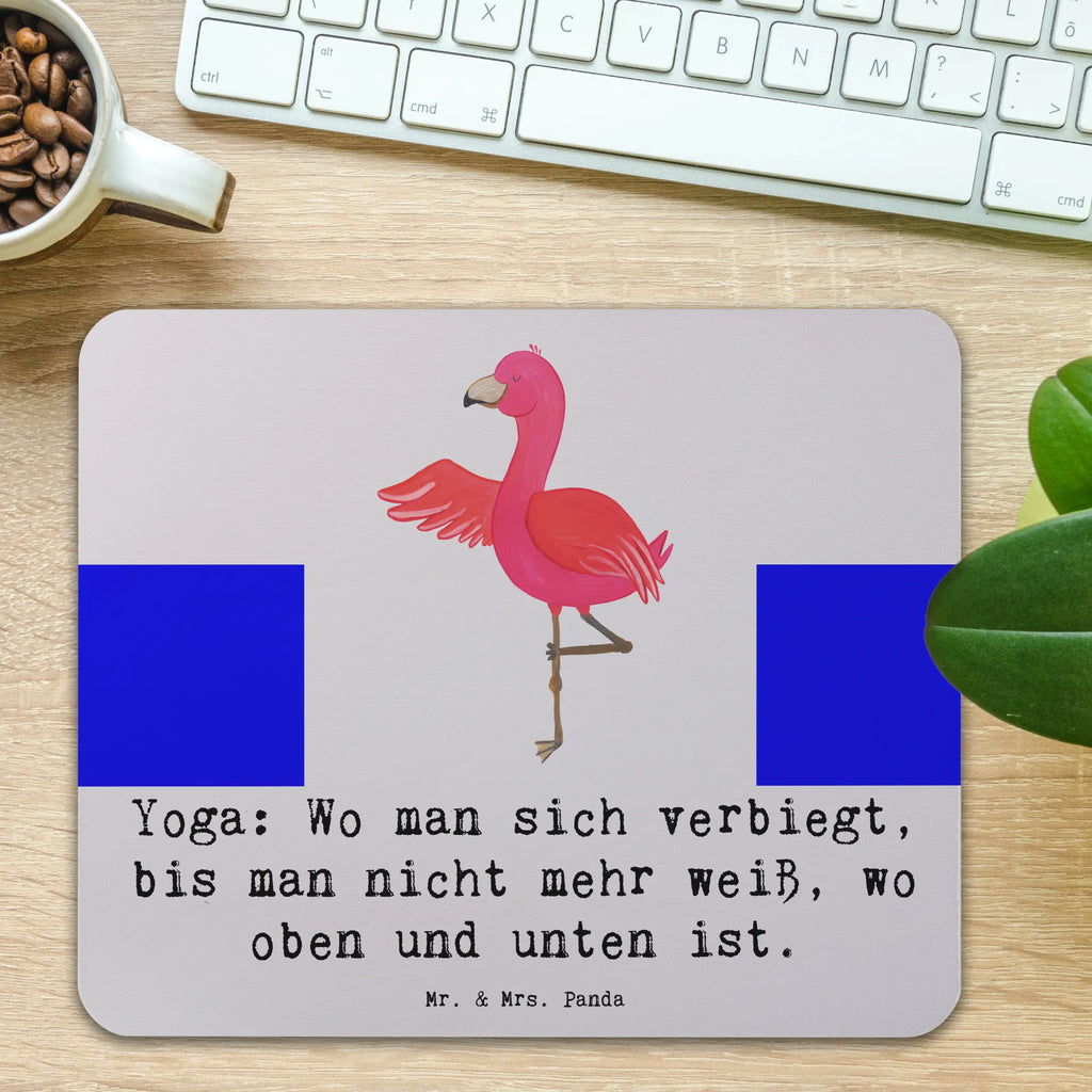 Mouse mat Yoga: Wo man sich verbiegt, bis man nicht mehr weiß, wo oben und unten ist. Büroausstattung, PC Zubehör, Mauspad Büro, Designer Mauspad, Mauspad, Arbeitszimmer, Mousepad, Mausunterlage, Einzigartiges Mauspad, Computer zubehör, Geschenk, Sport, Sportart, Hobby, Schenken, Danke, Dankeschön, Auszeichnung, Gewinn, Sportler