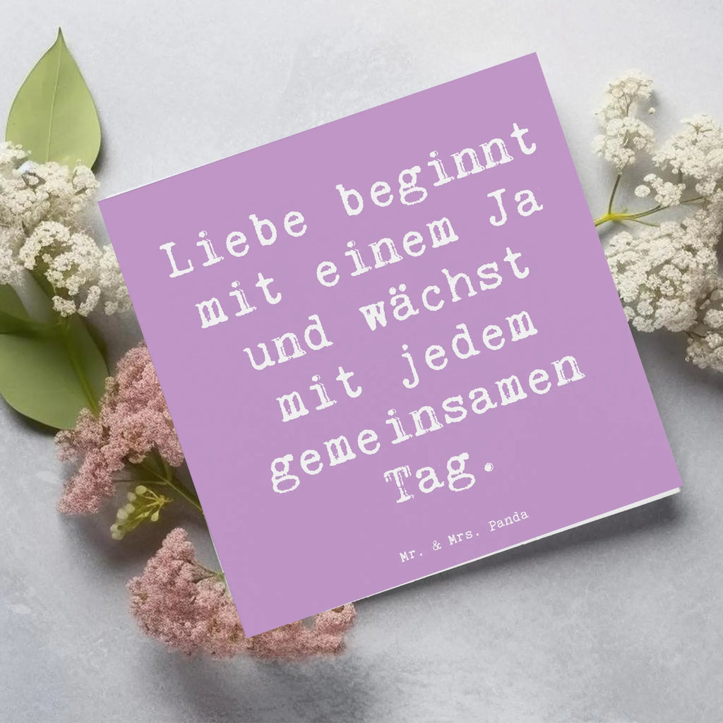 Deluxe Card Saying Liebe beginnt mit einem Ja und wächst mit jedem gemeinsamen Tag. Karte, Grußkarte, Klappkarte, Einladungskarte, Glückwunschkarte, Hochzeitskarte, Geburtstagskarte, Hochwertige Grußkarte, Hochwertige Klappkarte, Hochzeit, Hochzeitsgeschenk, Ehe, Hochzeitsfeier, Trauung, Trauungsgeschenk, Verlobungsfeier, Verlobungsgeschenk, Hochzeitsgeschenkideen, Hochzeitsgeschenke für Brautpaar