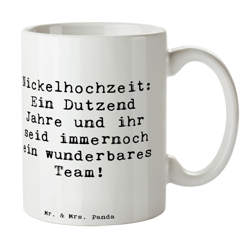 Mug Saying Nickelhochzeit: Ein Dutzend Jahre und ihr seid immernoch ein wunderbares Team! Porzellantasse, Teetasse, Kaffeetasse, Tasse, Geschenktasse, Keramiktasse, Tasse mit Zitaten, Tasse mit Motiven, Bürotasse, Hochzeit, Hochzeitsgeschenk, Ehe, Hochzeitsfeier, Trauung, Trauungsgeschenk, Hochzeitskarte, Verlobungsfeier, Verlobungsgeschenk, Hochzeitsgeschenkideen, Hochzeitsgeschenke für Brautpaar