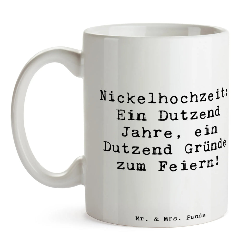 Mug Saying Nickelhochzeit: Ein Dutzend Jahre, ein Dutzend Gründe zum Feiern! Kaffeetasse, Geschenktasse, Teetasse, Porzellantasse, Tasse mit Zitaten, Bürotasse, Keramiktasse, Tasse mit Motiven, Tasse, Hochzeit, Hochzeitsgeschenk, Ehe, Hochzeitsfeier, Trauung, Trauungsgeschenk, Hochzeitskarte, Verlobungsfeier, Verlobungsgeschenk, Hochzeitsgeschenkideen, Hochzeitsgeschenke für Brautpaar
