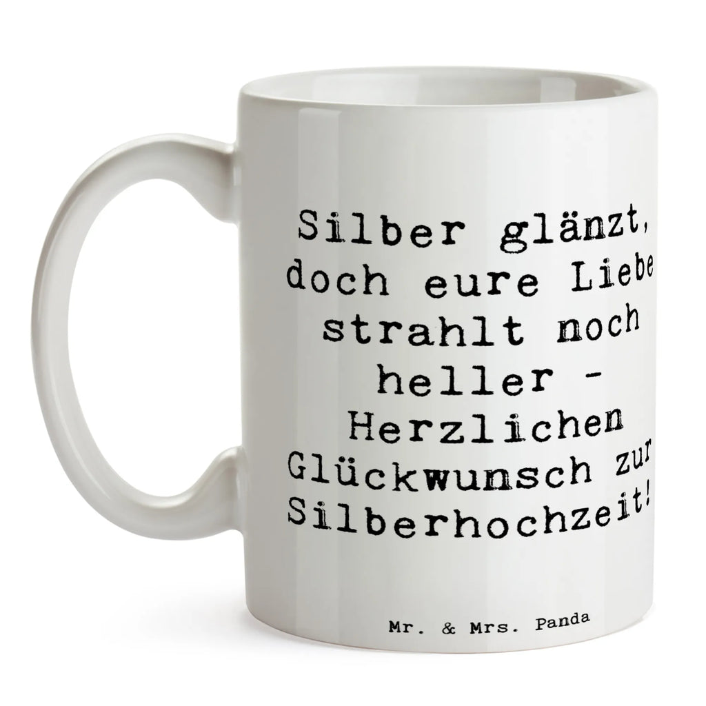 Mug Saying Silber glänzt, doch eure Liebe strahlt noch heller - Herzlichen Glückwunsch zur Silberhochzeit! Bürotasse, Geschenktasse, Tasse mit Zitaten, Kaffeetasse, Tasse, Keramiktasse, Tasse mit Motiven, Teetasse, Porzellantasse, Hochzeit, Hochzeitsgeschenk, Ehe, Hochzeitsfeier, Trauung, Trauungsgeschenk, Hochzeitskarte, Verlobungsfeier, Verlobungsgeschenk, Hochzeitsgeschenkideen, Hochzeitsgeschenke für Brautpaar