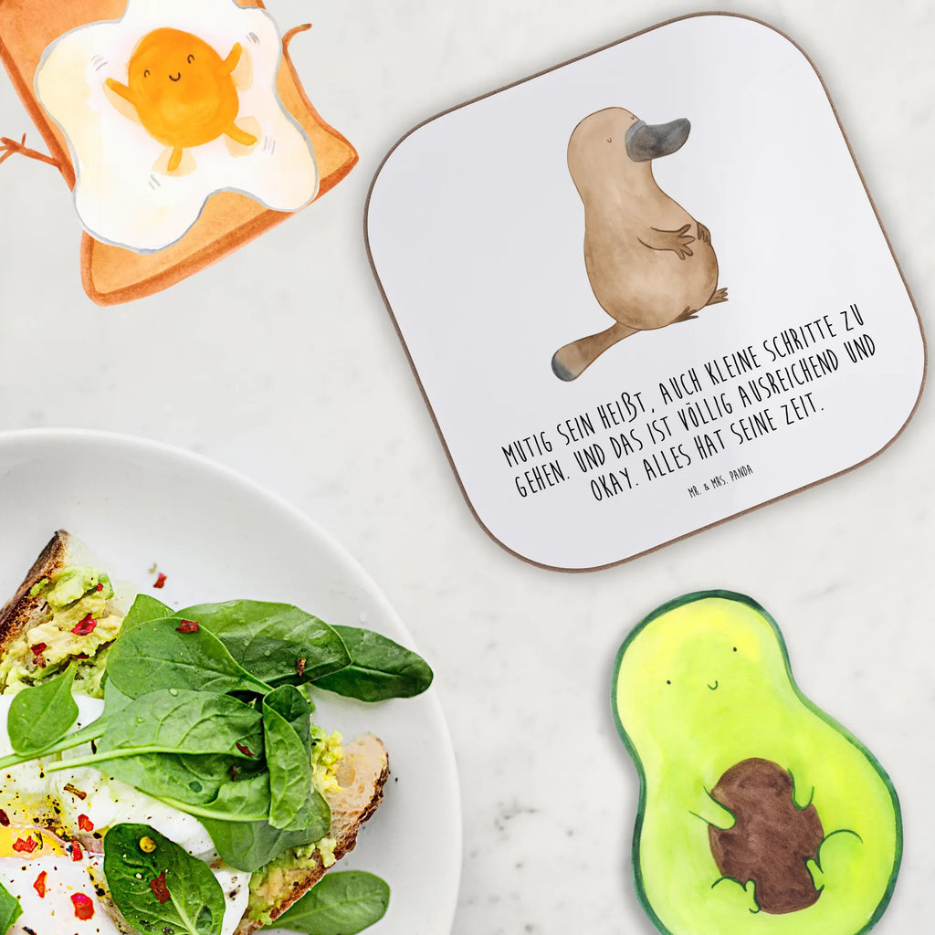 Square coaster Mutig sein heißt, auch kleine Schritte zu gehen. Und das ist völlig ausreichend und okay. Alles hat seine Zeit. Untersetzer Holz, Untersetzer Design, Tassen Untersetzer, Glasuntersetzer, Untersetzer Gläser, Korkuntersetzer, Untersetzer für Gläser, Untersetzer aus Holz, Holzuntersetzer, Getränkeuntersetzer, Untersetzer, Bierdeckel