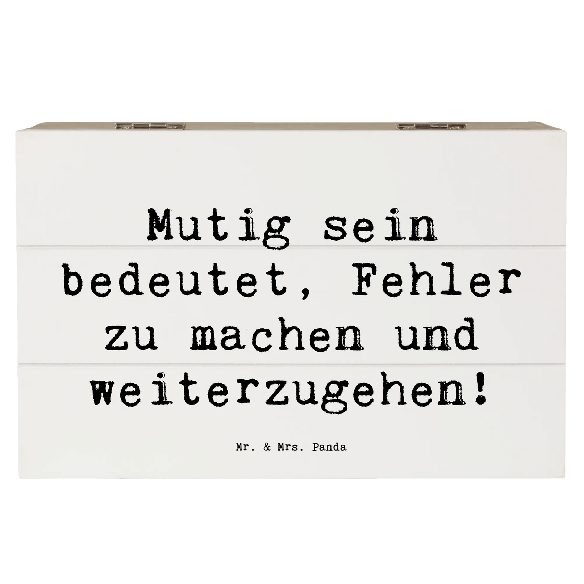 Wooden chest Saying Mutig sein bedeutet, Fehler zu machen und weiterzugehen! Aufbewahrungstruhe, truhe holz, schmuckbox, box holz, schatztruhe, geschenkkiste, fotokiste, Box, Geschenkbox, Holzkiste, holzschachtel, kiste holz, Holz Aufbewahrungsbox, Schatzkiste, Aufbewahrungskiste, schmuckkiste, Aufbewahrungsbox Holz, truhe mit deckel, Kiste, holzkästchen, Kiste mit Deckel, aufbewahrungskiste mit deckel, Erinnerungsbox, holzschatulle, Aufbewahrungsbox aus Holz, geschenkbox holz, Schatulle, Holzbox, Erinnerungskiste, geschenkbox mit deckel, Holzkiste mit Deckel, Holztruhe, schatzkiste holz, Box aus Holz, schmucktruhe, Truhe, erinnerungsbox holz, Holzbox mit Deckel, fotobox, wanddeko, Dekoration, sprüche, zitate, spruch kollektion, inspiration, motivation, lebensweisheiten, geschenkideen, wohnaccessoires, sprüche sammlung, schöne sprüche, glück, liebe, freude, Lächeln, alltag verschönern, nachhaltige geschenke, Kreativ, Einzigartig, shopify, mr and mrs panda