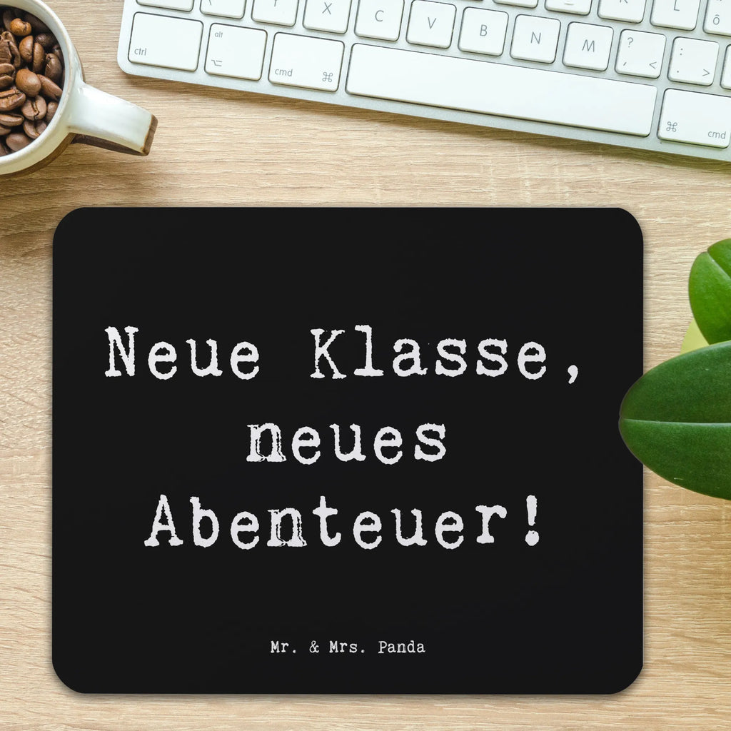 Mouse mat Saying Neue Klasse, neues Abenteuer! Mousepad, Designer Mauspad, Mauspad, Arbeitszimmer, Mausunterlage, PC Zubehör, Mauspad Büro, Einzigartiges Mauspad, Büroausstattung, Computer zubehör