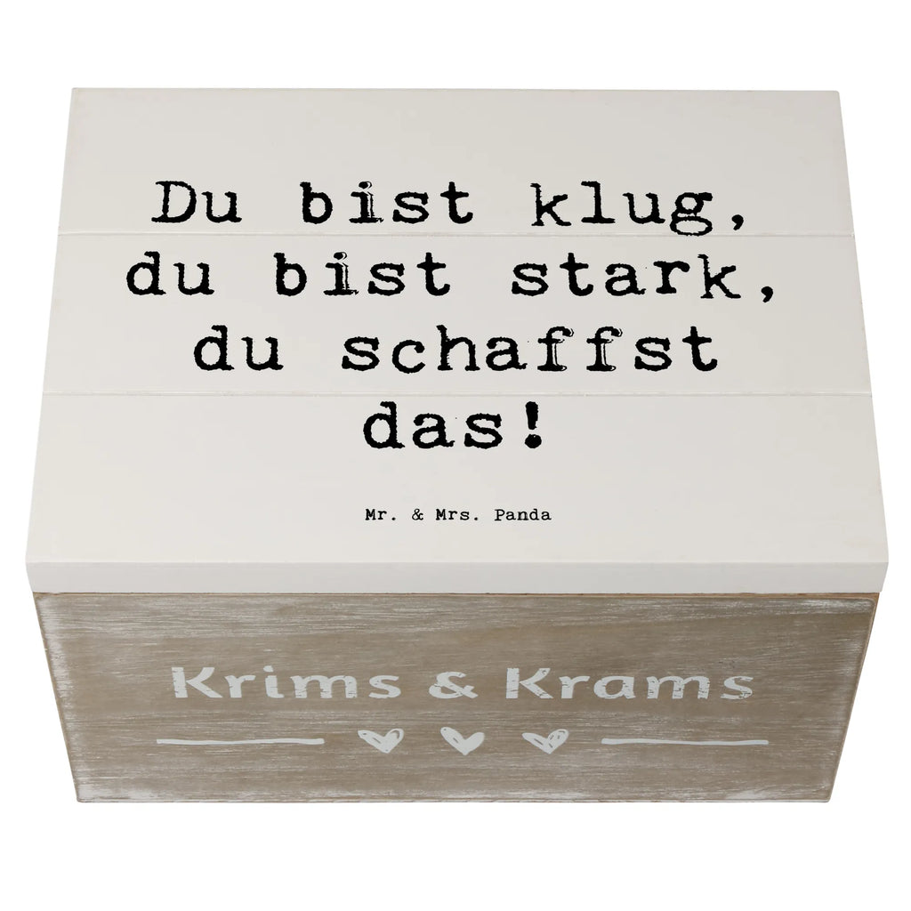 Holzkiste Spruch Erster Schultag Motivation Aufbewahrungsbox, dekorative holzkiste, deko box, aufbewahrungsbox aus holz, Schatulle, holztruhe, aufbewahrungskiste, aufbewahrungsbox holz, Geschenkbox, Kiste, holzboxen, Dekokiste, holzbox, Erinnerungskiste, Holzkiste, Truhe, box aus holz, holzbox mit deckel, erinnerungsbox baby, holzkiste mit deckel, ordnungsbox, Erinnerungsbox, holzkisten, erinnerungsbox hochzeit, schmuckkästchen, holz aufbewahrungsbox, Schatzkiste, einzigartig, sprüche, inspiration, mr and mrs panda, alltag verschönern, schöne sprüche, zitate, motivation, shopify, lächeln, glück, kreativ, lebensweisheiten, wohnaccessoires, freude, sprüche sammlung, spruch kollektion, geschenkideen, dekoration, liebe, nachhaltige geschenke, wanddeko