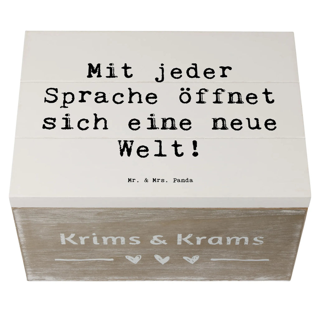 Holzkiste Spruch Sprachen lernen Erinnerungsbox, holzkiste mit deckel, dekorative holzkiste, erinnerungsbox hochzeit, Truhe, aufbewahrungskiste, Erinnerungskiste, holzbox mit deckel, aufbewahrungsbox aus holz, Aufbewahrungsbox, holzbox, holzboxen, Geschenkbox, aufbewahrungsbox holz, box aus holz, holzkisten, Dekokiste, Schatzkiste, holztruhe, erinnerungsbox baby, holz aufbewahrungsbox, Kiste, ordnungsbox, Schatulle, schmuckkästchen, Holzkiste, deko box, einzigartig, sprüche, inspiration, mr and mrs panda, alltag verschönern, schöne sprüche, zitate, motivation, shopify, lächeln, glück, kreativ, lebensweisheiten, wohnaccessoires, freude, sprüche sammlung, spruch kollektion, geschenkideen, dekoration, liebe, nachhaltige geschenke, wanddeko