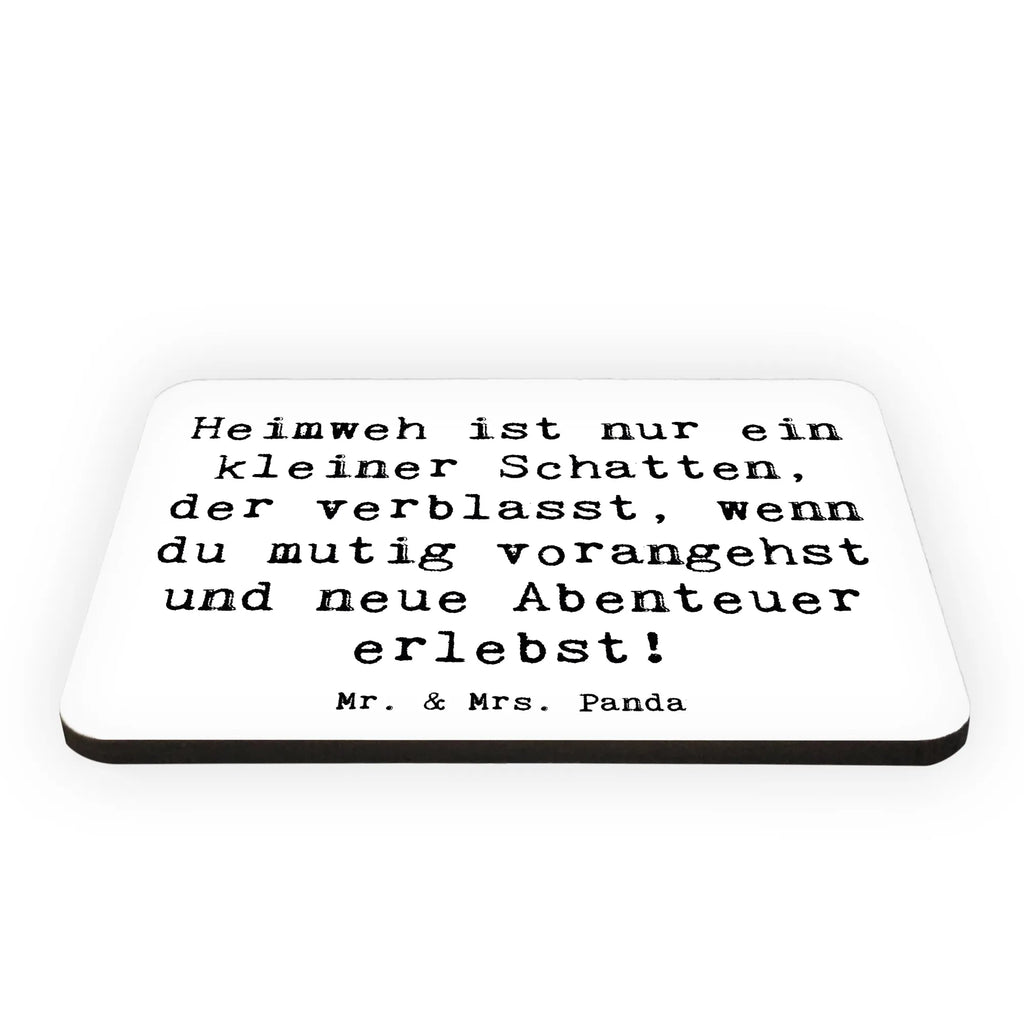 Magnet Saying Heimweh ist nur ein kleiner Schatten, der verblasst, wenn du mutig vorangehst und neue Abenteuer erlebst! spruchmagnet, Kühlschrankmagnet, holz whiteboardmagnet, einkaufszettelmagnet, Dekomagnet, Pinnwandmagnet, mdf magnet, tafelmagnet, designmagnet, holzmagnet, holz kühlschrankmagnet, notizmagnet, wandmagnet, büromagnet, Fridge Magnet, haftmagnet, whiteboardmagnet, zettelhalter, memomagnet, rechteckmagnet, bildmagnet, Notizhalter, magnet, küchenmagnet, Dekoration, sprüche, zitate, spruch kollektion, inspiration, motivation, lebensweisheiten, geschenkideen, wanddeko, wohnaccessoires, sprüche sammlung, schöne sprüche, glück, liebe, freude, Lächeln, alltag verschönern, nachhaltige geschenke, Kreativ, Einzigartig, shopify, mr and mrs panda