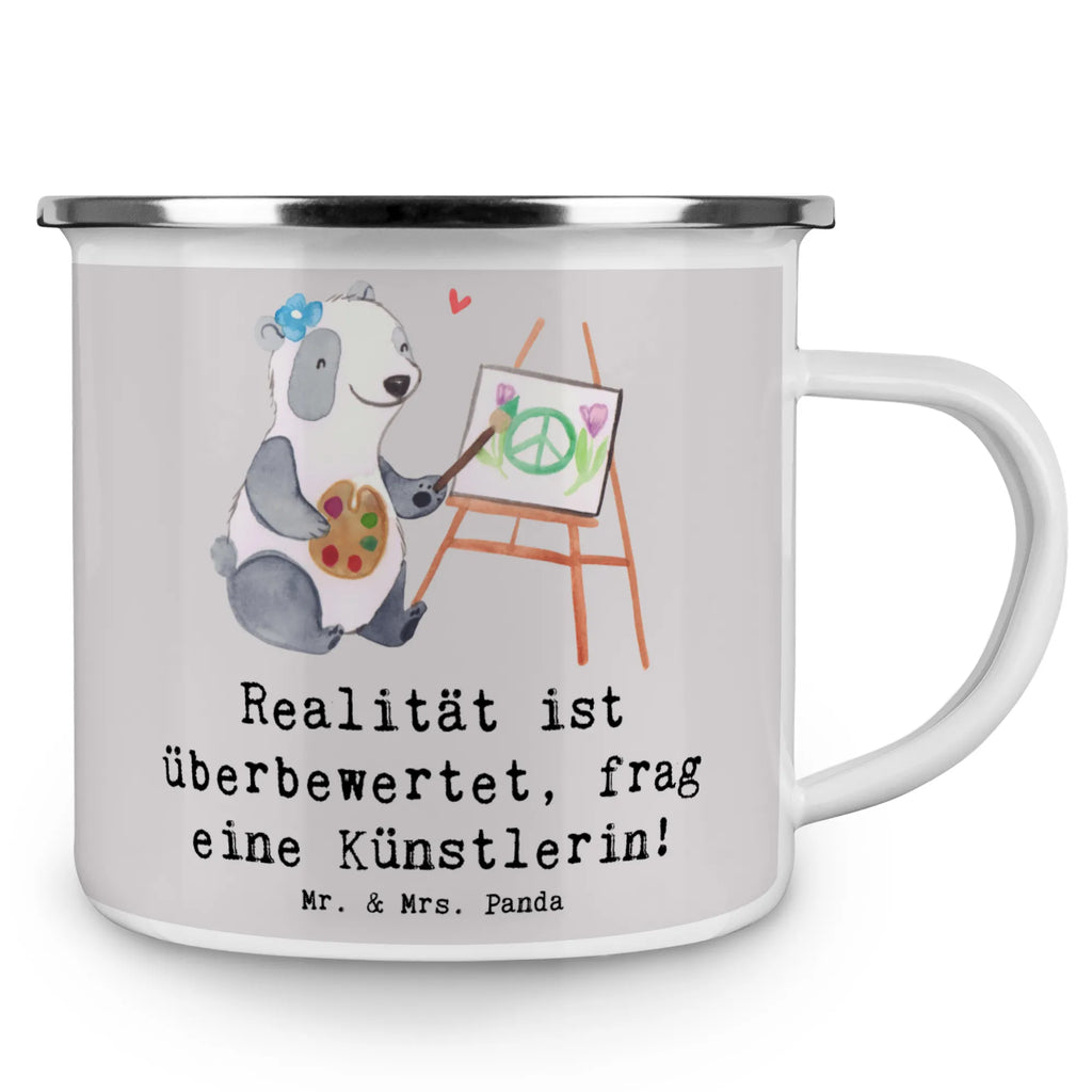 Camping Emaille Tasse Künstlerin Traum Camping Tasse Metall, Campingtasse, Metalltasse, Camping Becher Edelstahl, Campingbecher, Emaille Becher, Tasse Emaille, Outdoor Tasse, Camping Tasse Emaille, Blechtasse, Emaille Trinkbecher, Camping Tassen Emaille, Camping Tassen, Emailletasse, Tasse Camping, Trinkbecher, Kaffee Blechtasse, Emaille Tasse Camping, Camping Becher, Edelstahl Trinkbecher, Metalltasse für Camping, Blechtassen, Campingtassen, Blechtasse Outdoor, Metall Tasse, Emaille Tassen, Outdoor Becher, Emaille Tasse, Emaille Becher Camping, Emaille Campingbecher, Beruf, Ausbildung, Jubiläum, Abschied, Rente, Kollege, Kollegin, Geschenk, Schenken, Arbeitskollege, Mitarbeiter, Firma, Danke, Dankeschön